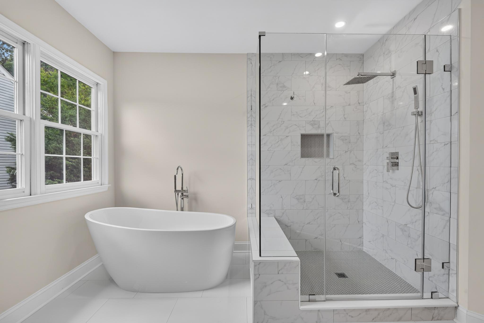  13621 Pine View Lane, Rockville, MD 20850 - 物件實景