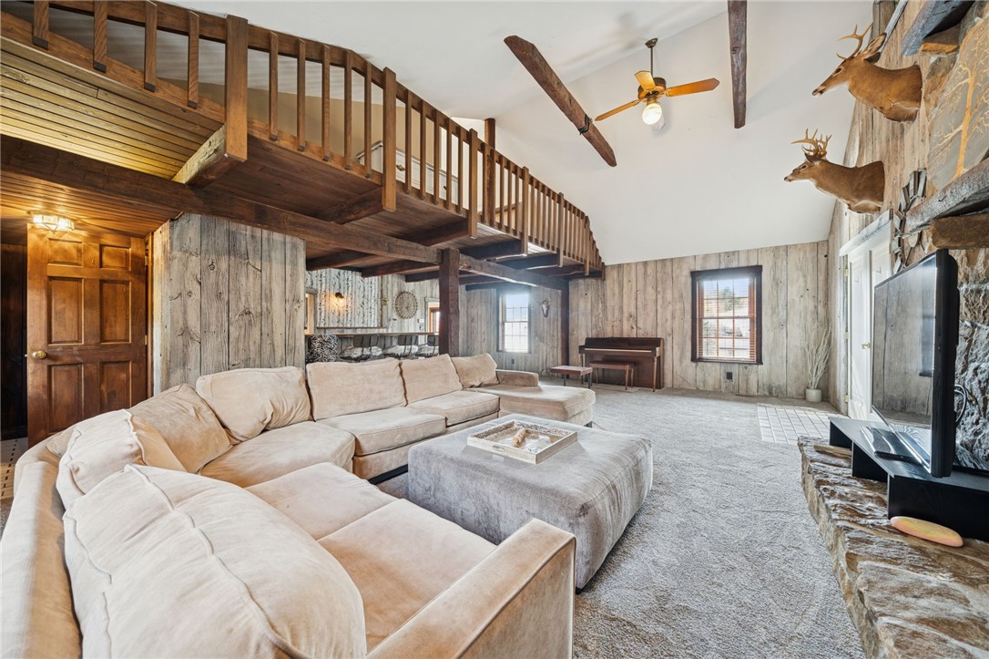 Plum Boro, Pennsylvania, 15239, United States, 4 Bedrooms Bedrooms, ,4 BathroomsBathrooms,Residential,For Sale,1996480