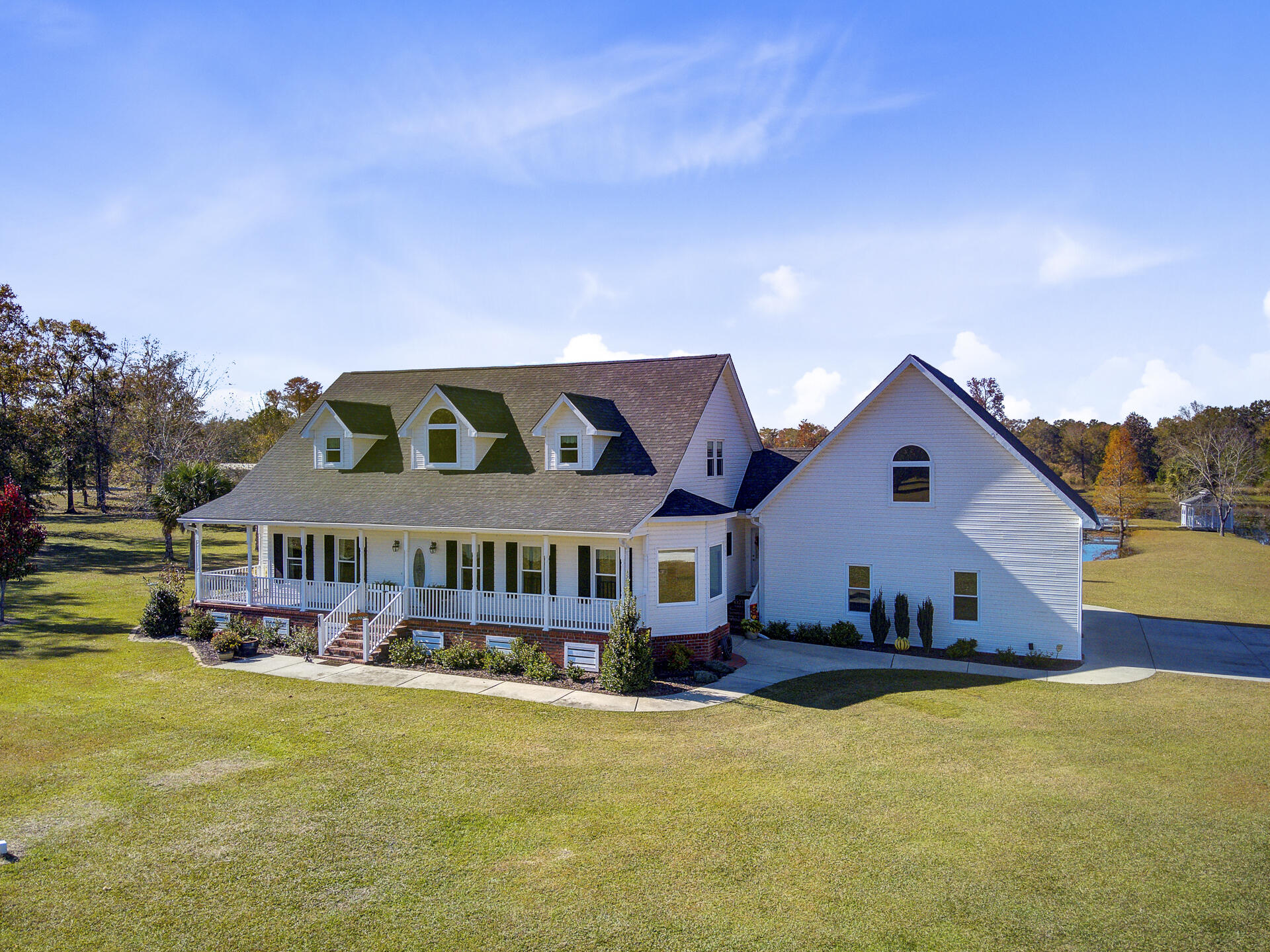 Cross, South Carolina, 29436, United States, 4 Bedrooms Bedrooms, ,3 BathroomsBathrooms,Residential,For Sale,1992832