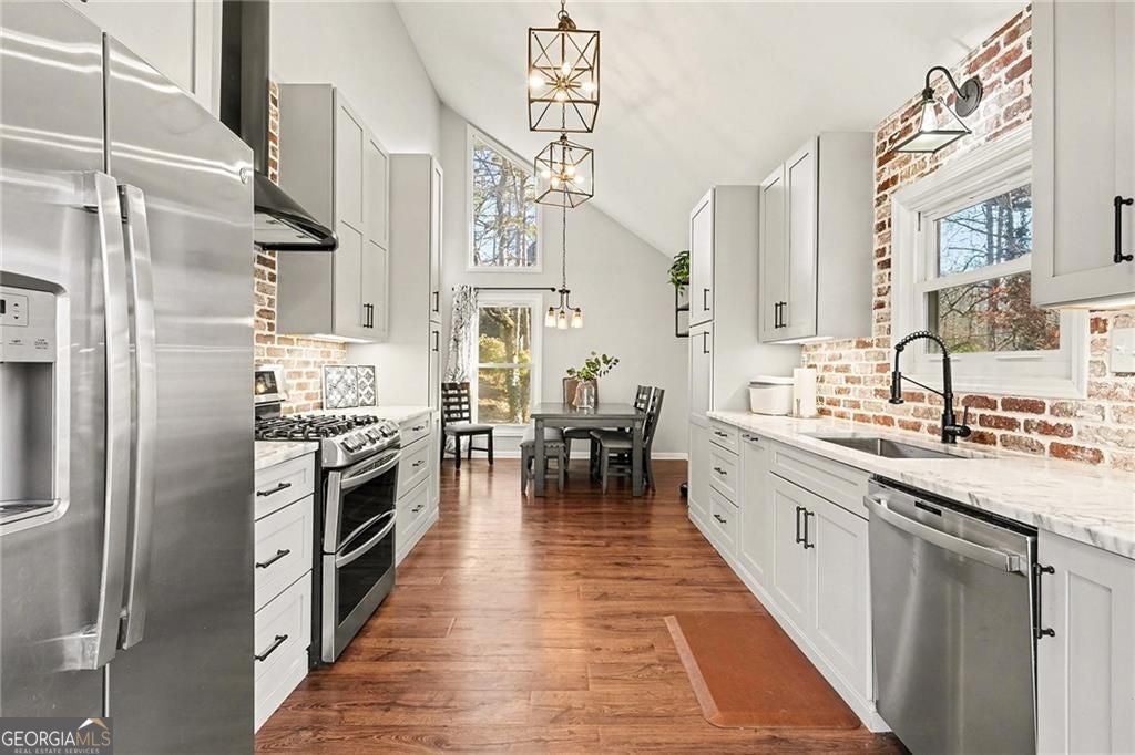 Marietta, Georgia, 30066, United States, 3 Bedrooms Bedrooms, ,3 BathroomsBathrooms,Residential,For Sale,2006578