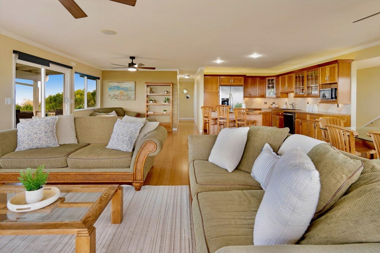 Makawao, Hawaii, 96768, United States, 4 Bedrooms Bedrooms, ,3 BathroomsBathrooms,Residential,For Sale,2003383