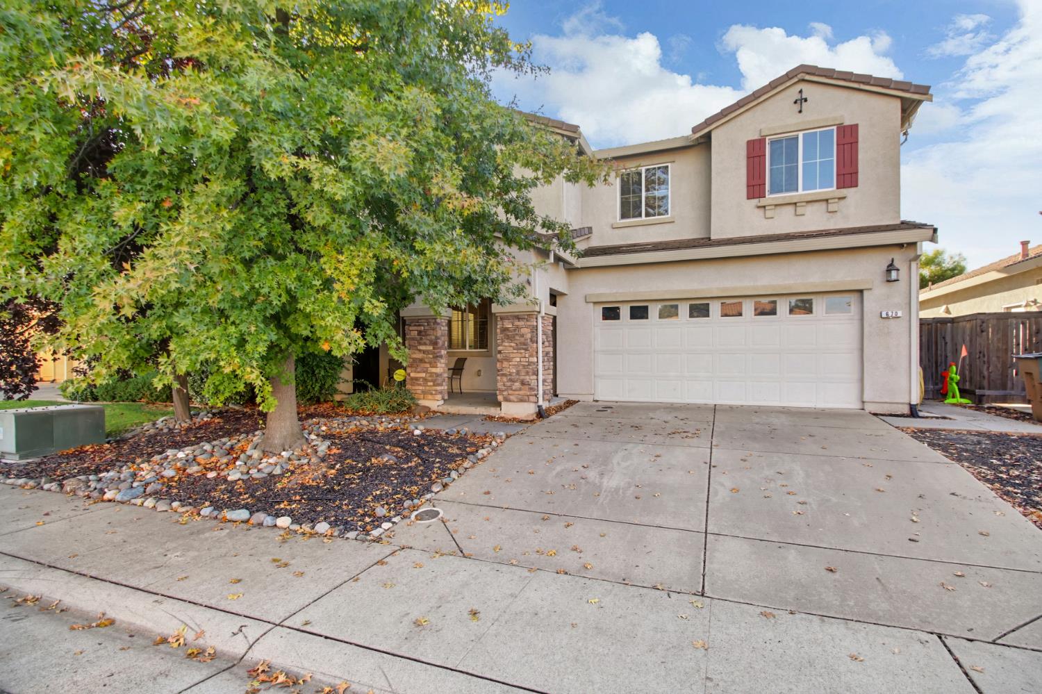 Lincoln, California, 95648, United States, 4 Bedrooms Bedrooms, ,3 BathroomsBathrooms,Residential,For Sale,1991044