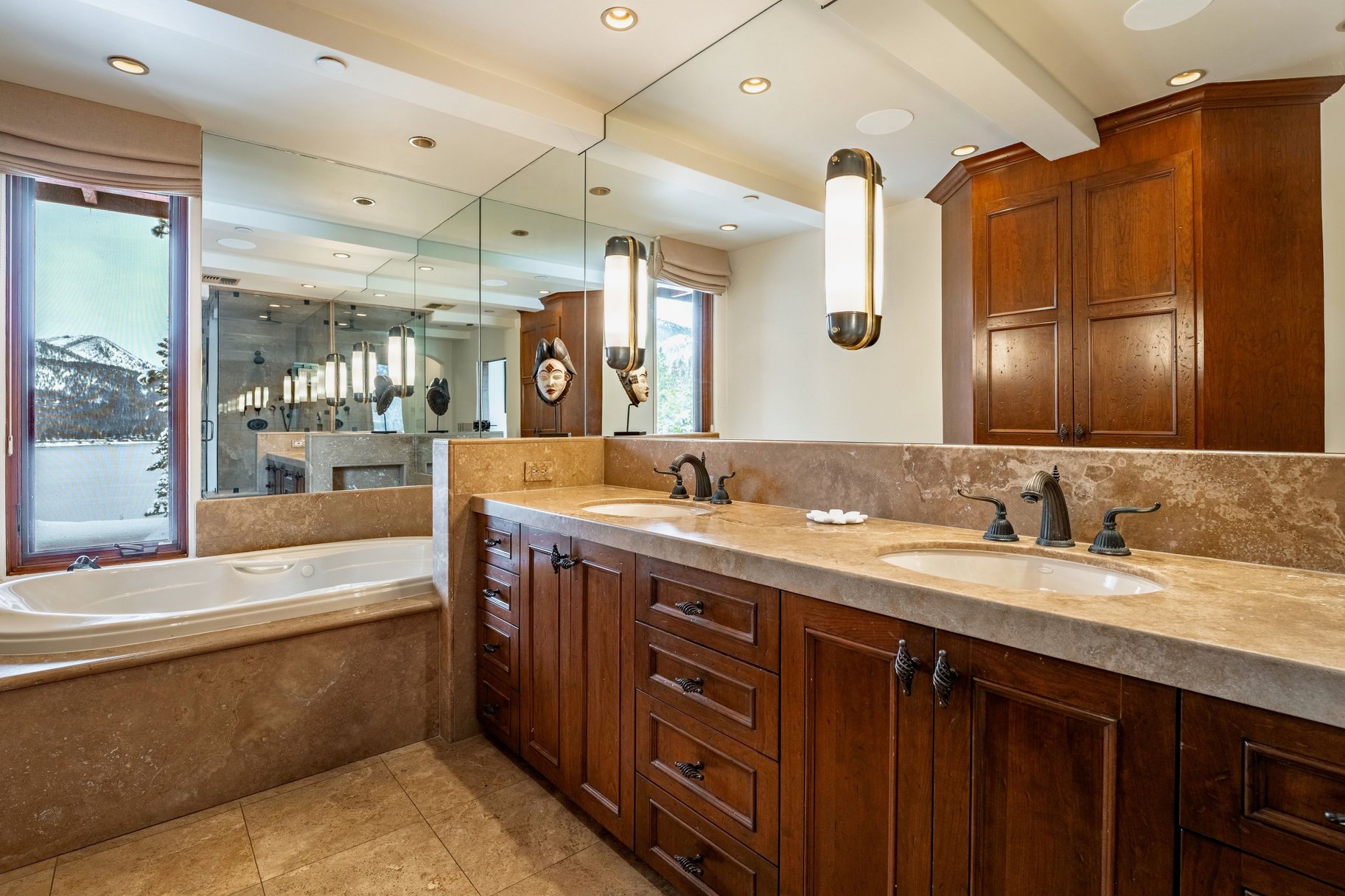  Legendary Stillwater Cove  Gated. Private. Lakefront - 物件實景