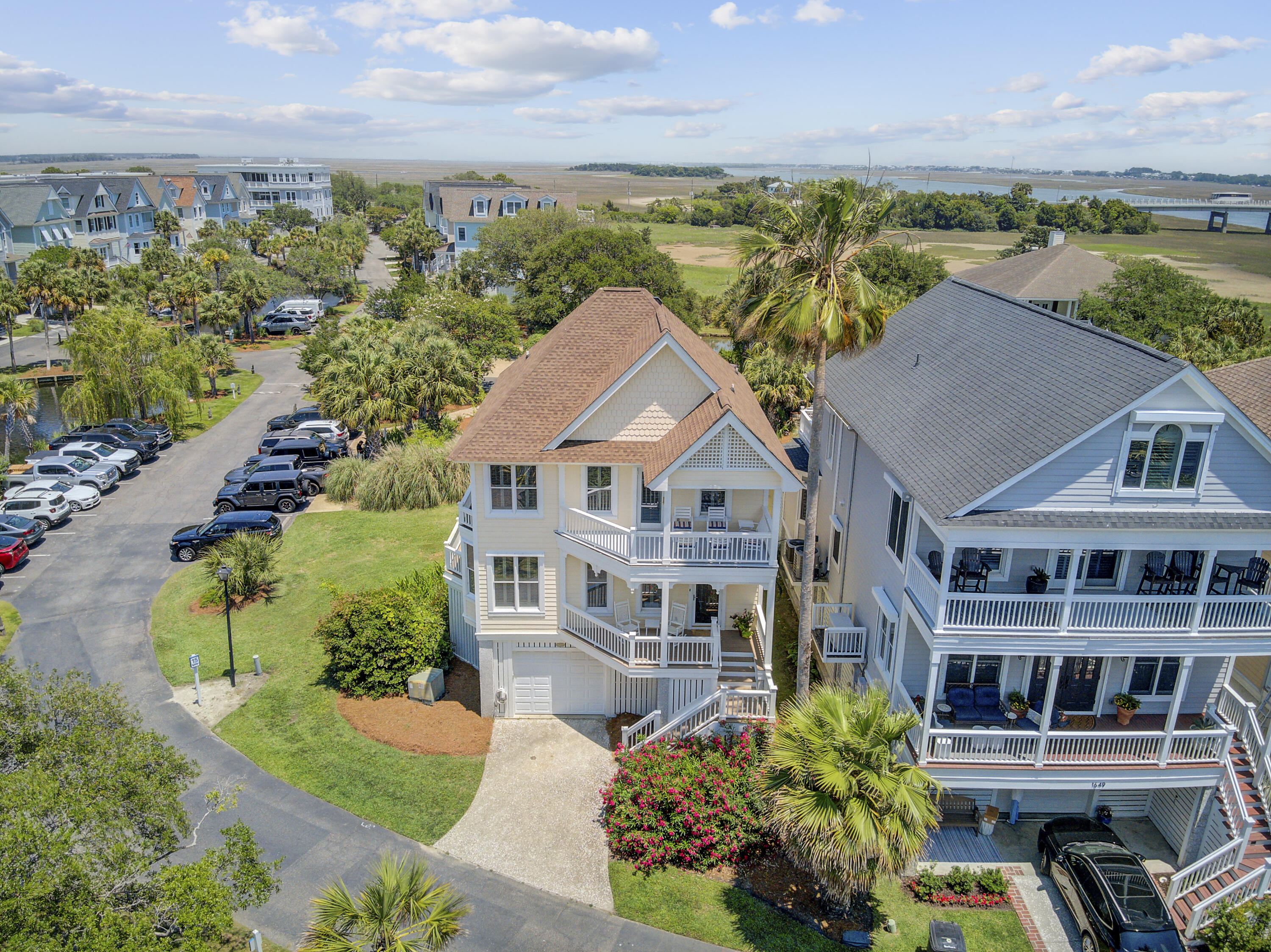 Mount Pleasant, South Carolina, 29464, United States, 4 Bedrooms Bedrooms, ,4 BathroomsBathrooms,Residential,For Sale,1826334