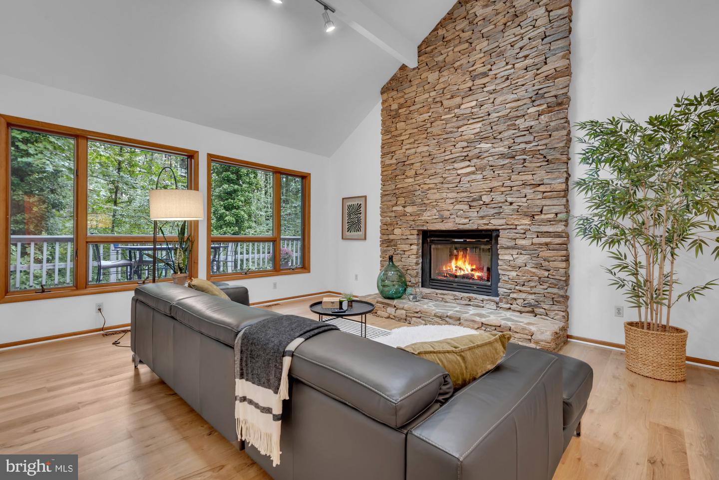 Annapolis, Maryland, 21409, United States, 4 Bedrooms Bedrooms, ,5 BathroomsBathrooms,Residential,For Sale,1947089