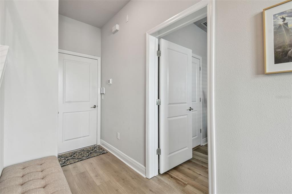 Sarasota, Florida, 34237, United States, 3 Bedrooms Bedrooms, ,4 BathroomsBathrooms,Residential,For Sale,1862311