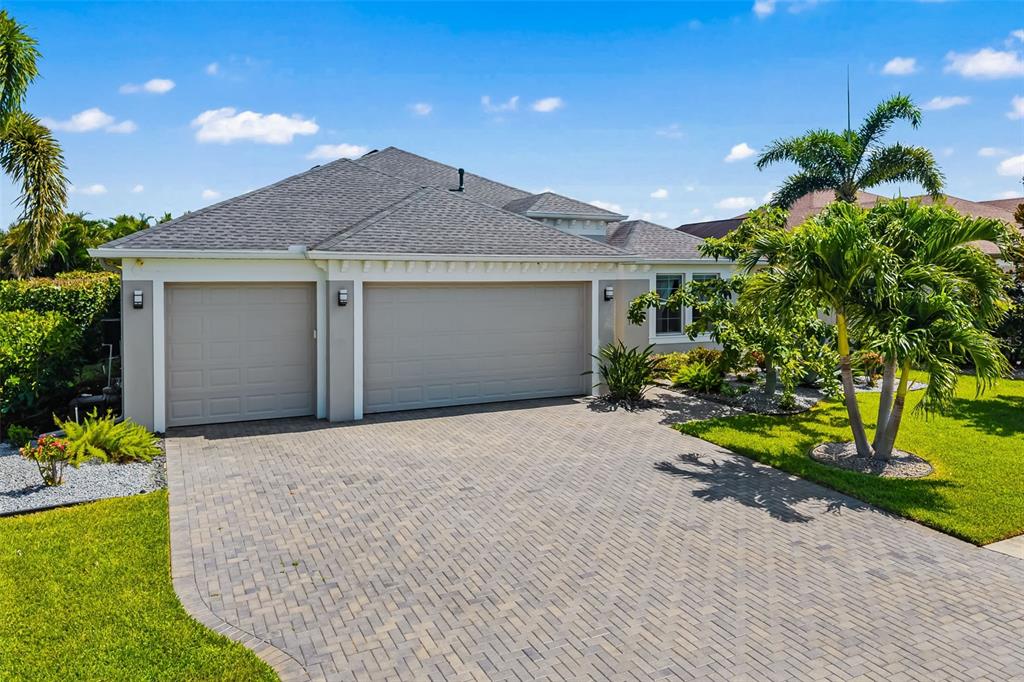 Bradenton, Florida, 34212, United States, 4 Bedrooms Bedrooms, ,3 BathroomsBathrooms,Residential,For Sale,1866766