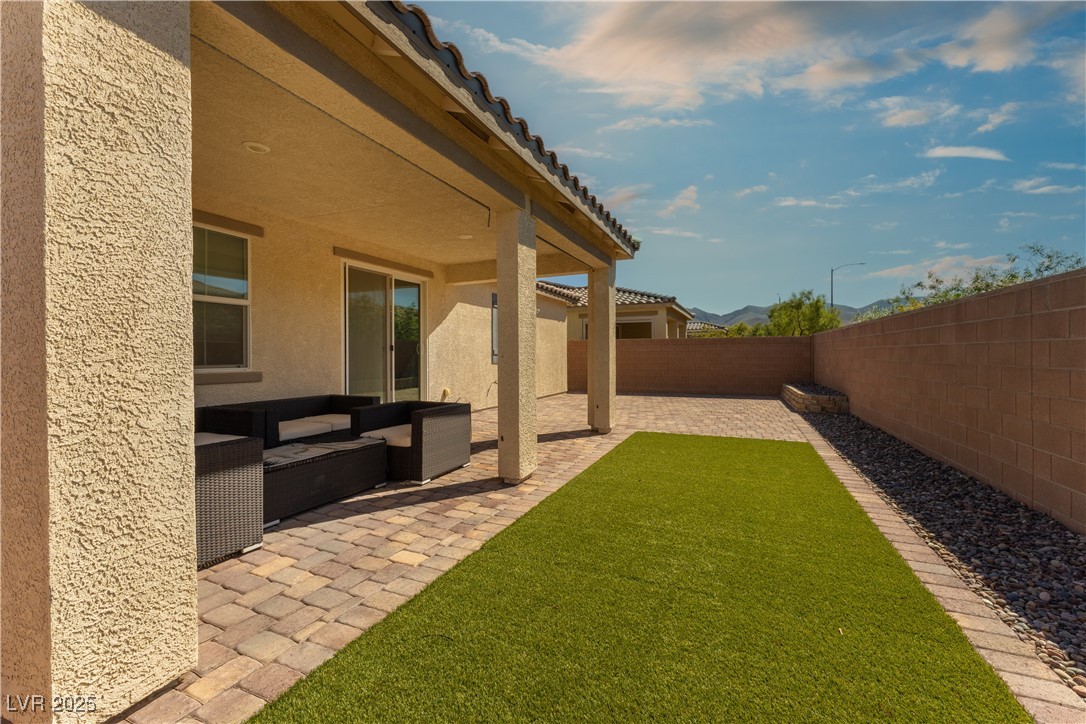Henderson, Nevada, 89044, United States, 3 Bedrooms Bedrooms, ,2 BathroomsBathrooms,Residential,For Sale,1950988