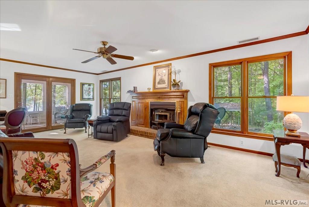 Clarksville, Virginia, 23927, United States, 3 Bedrooms Bedrooms, ,2 BathroomsBathrooms,Residential,For Sale,1805188