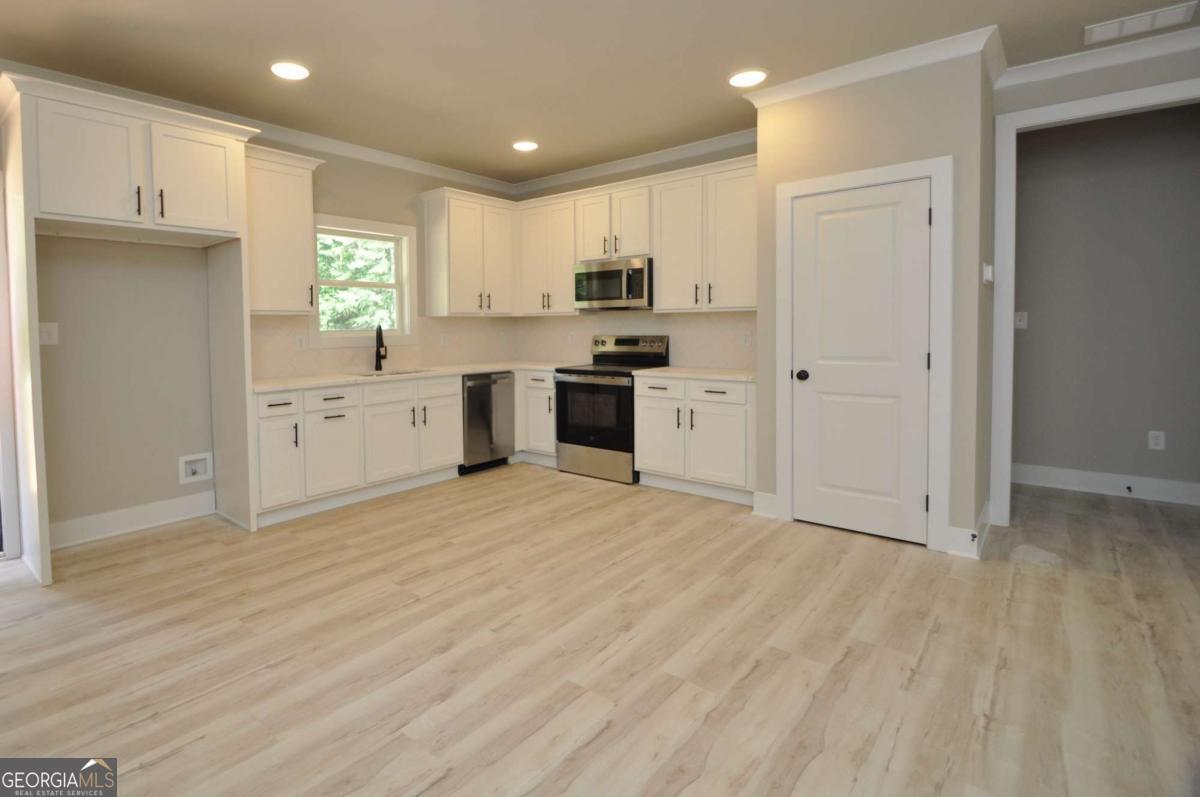 Tignall, Georgia, 30668, United States, 4 Bedrooms Bedrooms, ,4 BathroomsBathrooms,Residential,For Sale,1902116