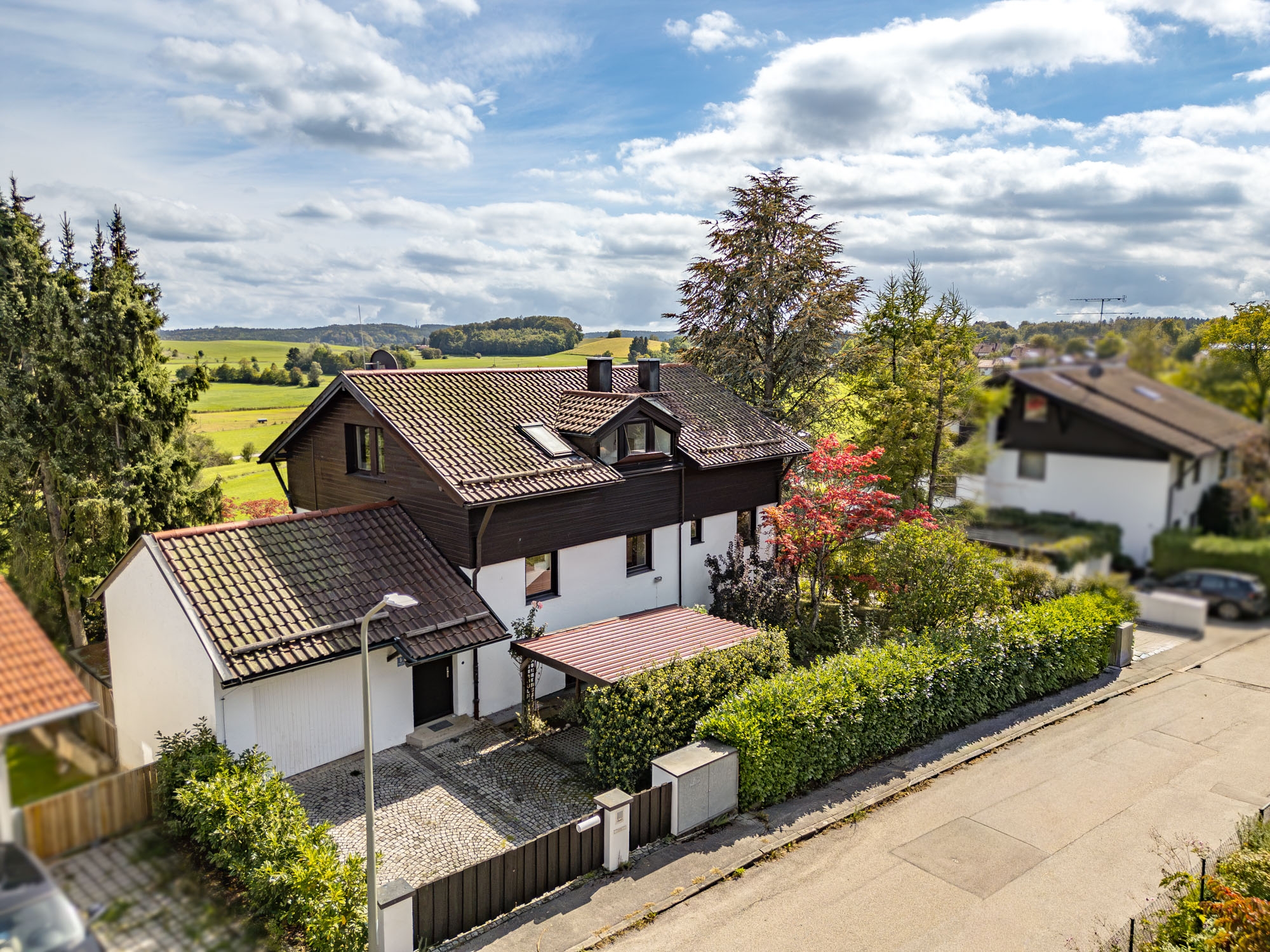 Single-family home with a large lot and panoramic views - 物件實景