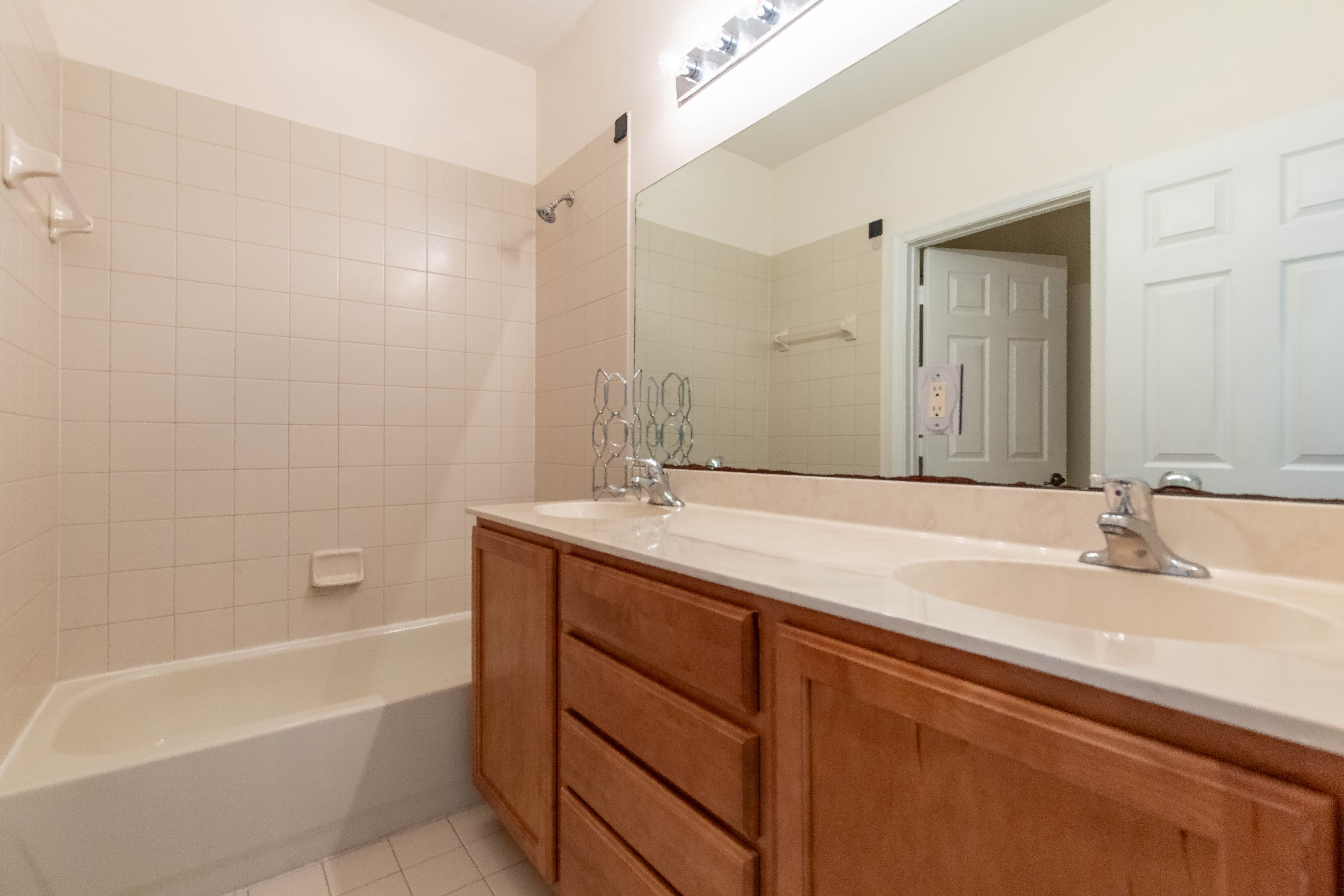 Boynton Beach, Florida, 33436, United States, 4 Bedrooms Bedrooms, ,3 BathroomsBathrooms,Residential,For Sale,1975005