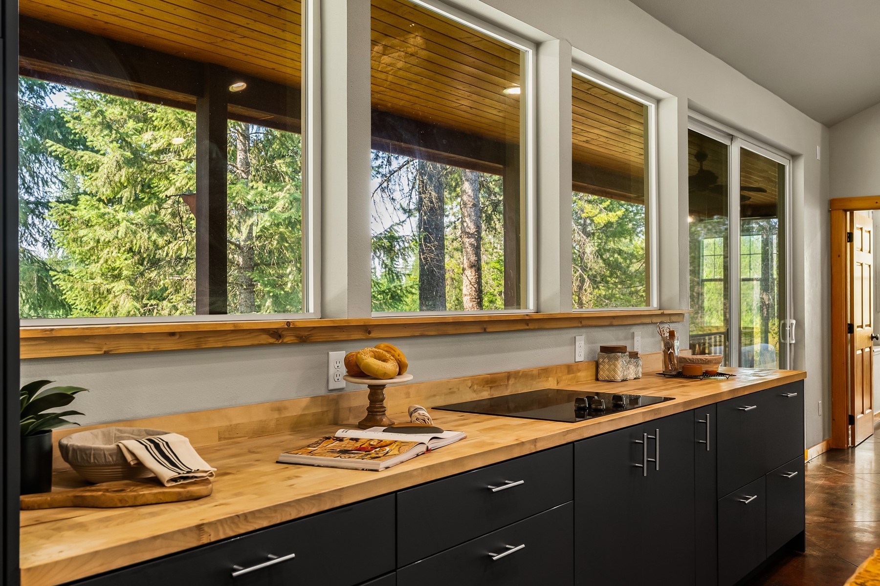  672 Hopkins Rd, Sandpoint - 物件實景