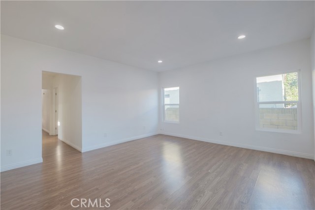 Huntington Park, California, 90255, United States, 4 Bedrooms Bedrooms, ,3 BathroomsBathrooms,Residential,For Sale,1928915