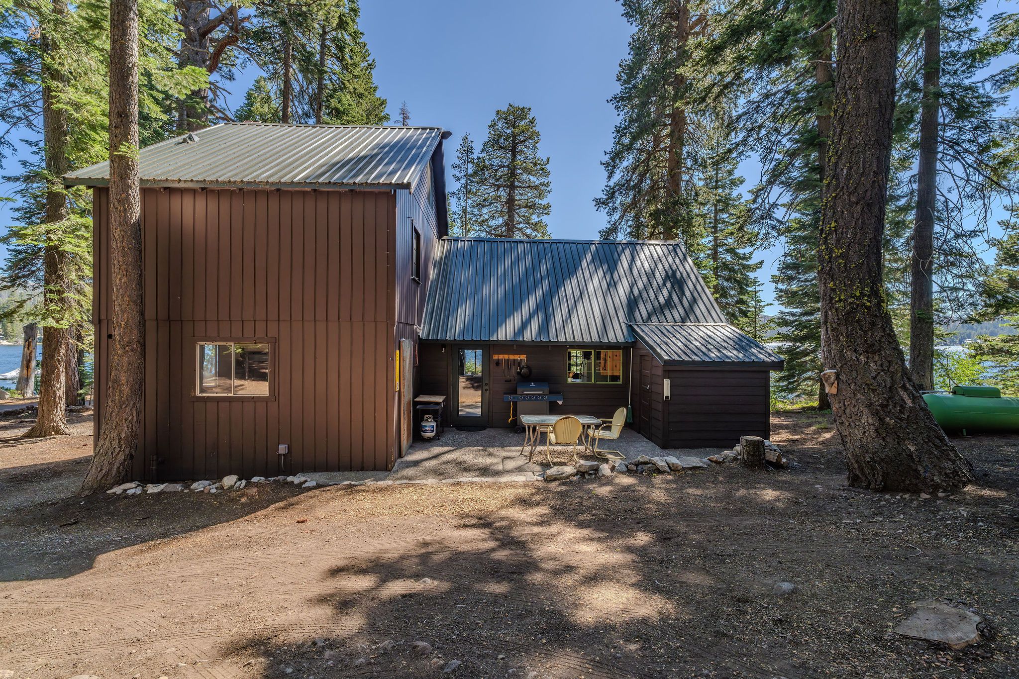  A Rare Opportunity to Own One of Silver Lake’s Best-Located Cabins - 物件實景