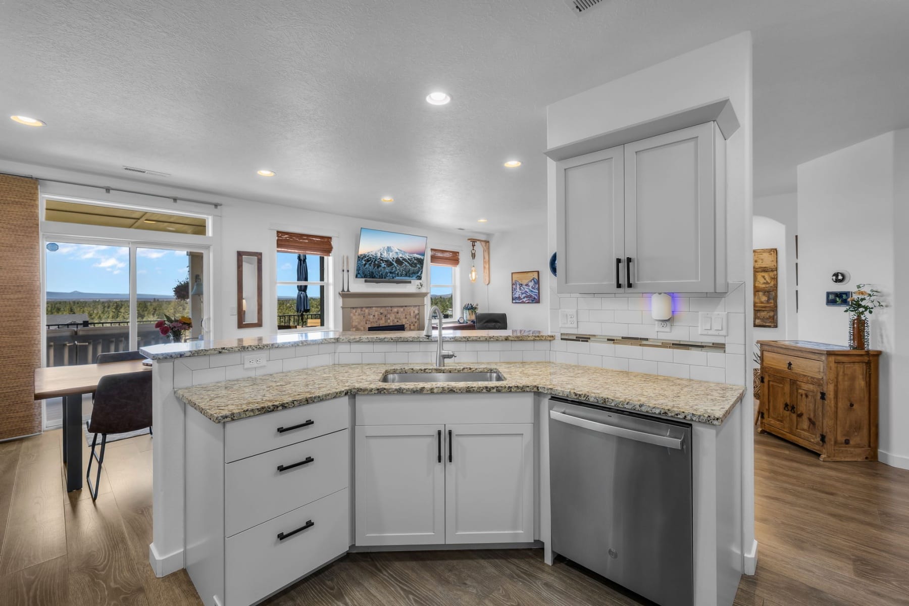  4431 SW Salmon Place Redmond, OR 97756 - 物件實景
