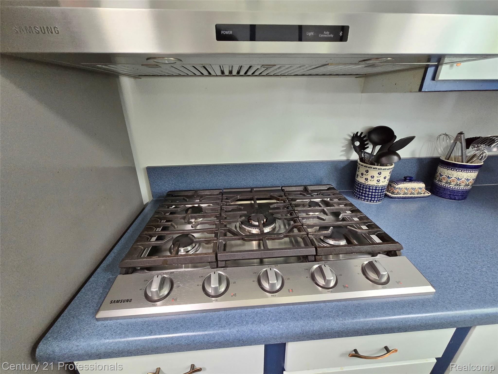 RochesterHills, Michigan, 48309, United States, 3 Bedrooms Bedrooms, ,3 BathroomsBathrooms,Residential,For Sale,1973960