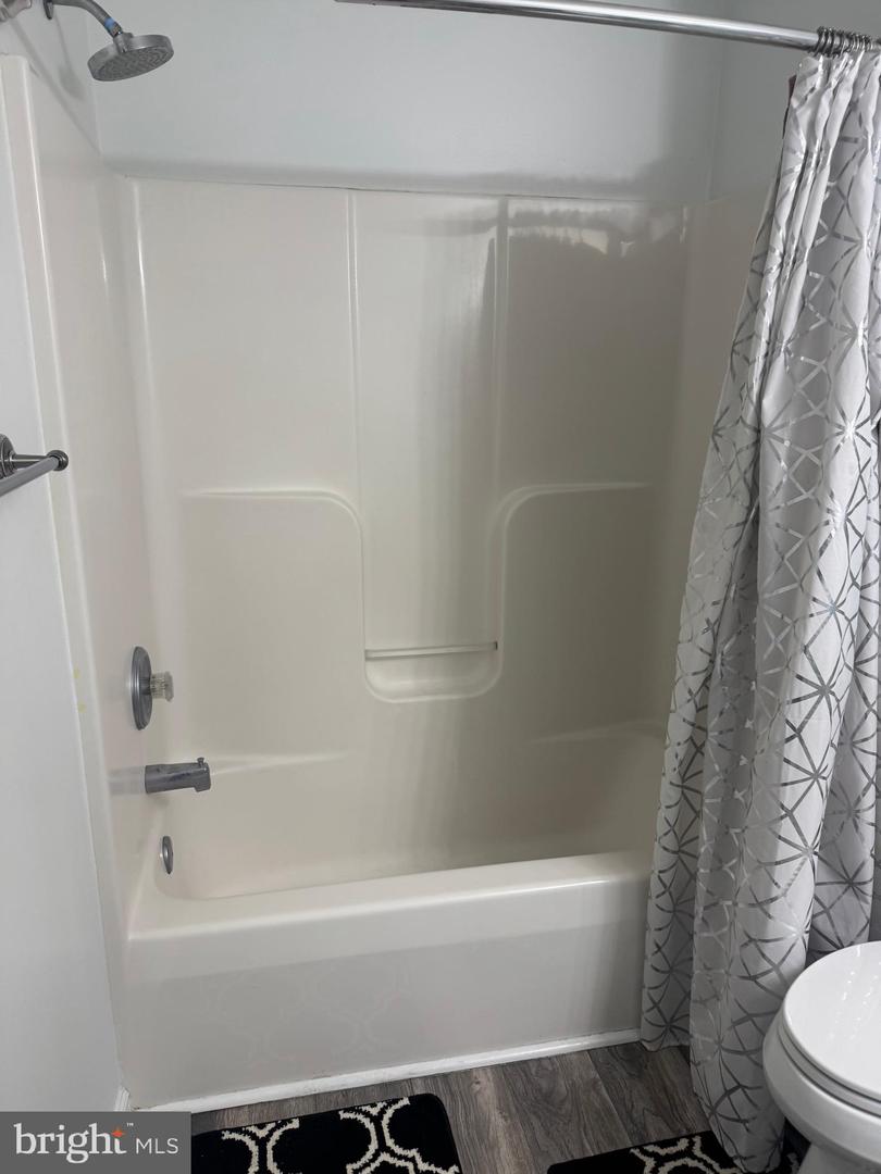 Ocean City, Maryland, 21842, United States, 4 Bedrooms Bedrooms, ,4 BathroomsBathrooms,Residential,For Sale,1992172