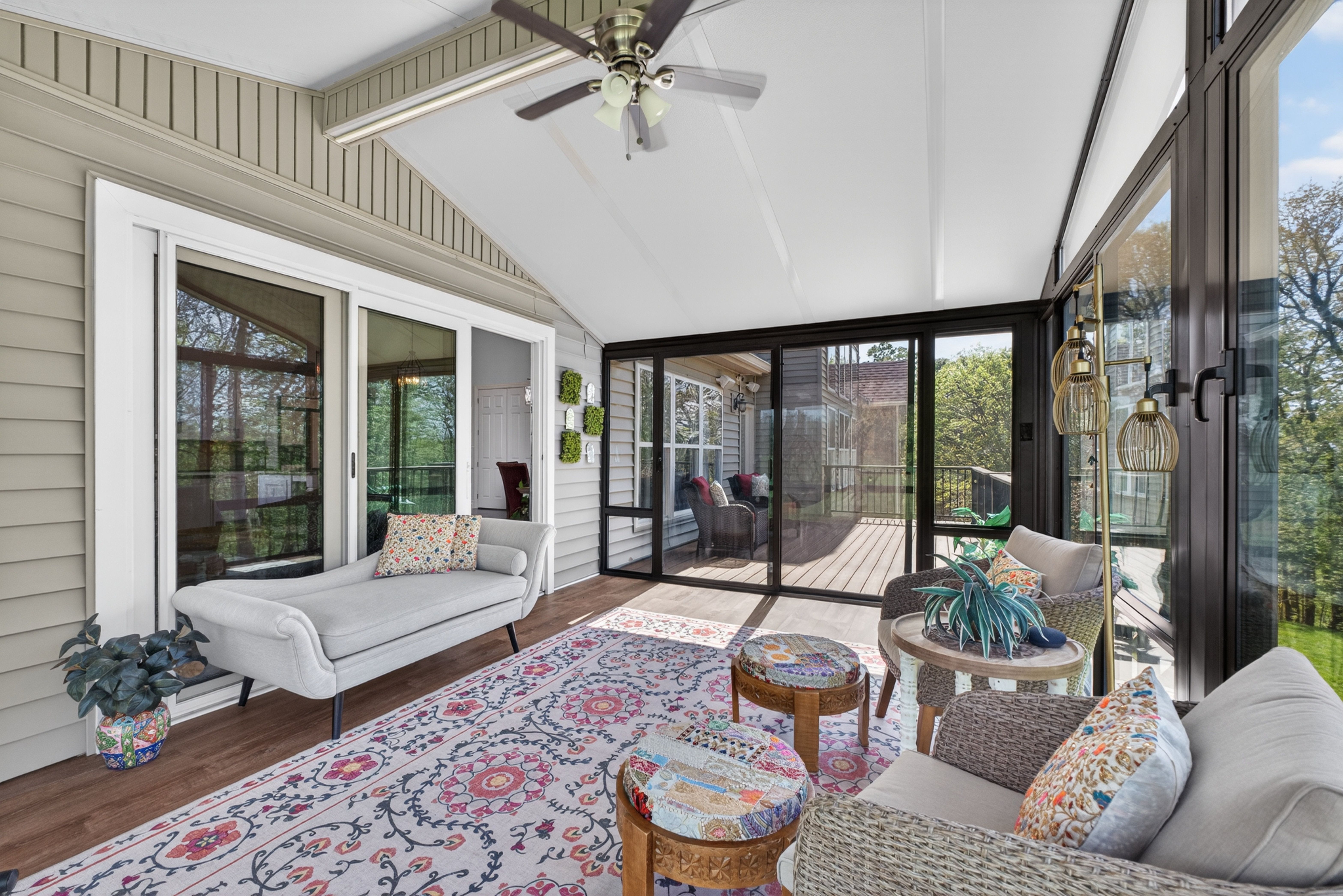  Charming Tapawingo Retreat with Golf Course Views and Modern Upgrades - 物件實景