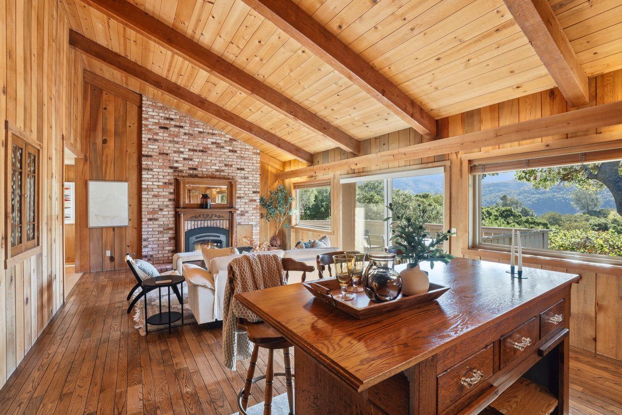 Carmel Valley, California, 93924, United States, 4 Bedrooms Bedrooms, ,3 BathroomsBathrooms,Residential,For Sale,1991028