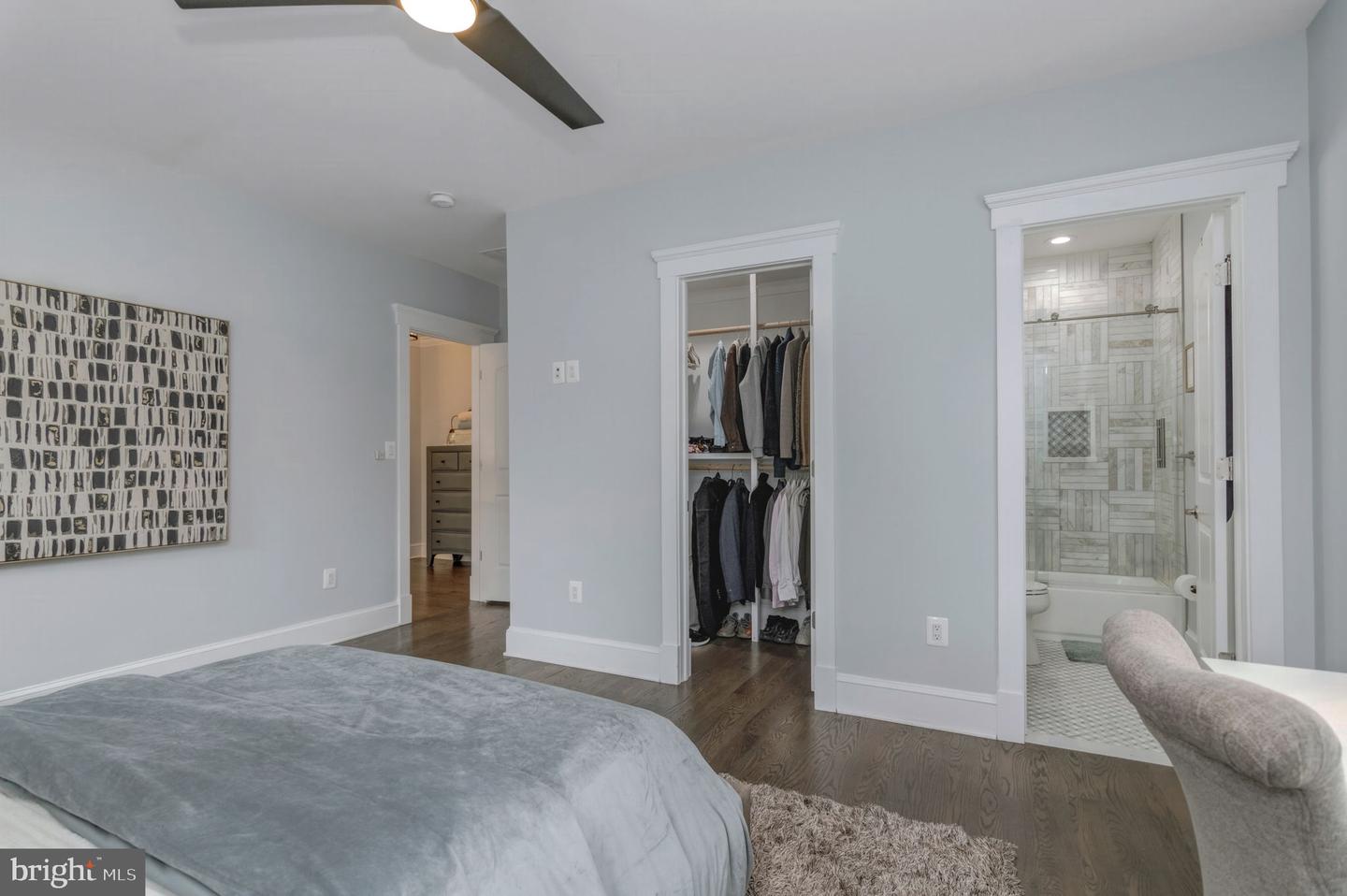 Fairfax, Virginia, 22030, United States, 6 Bedrooms Bedrooms, ,7 BathroomsBathrooms,Residential,For Sale,1997396