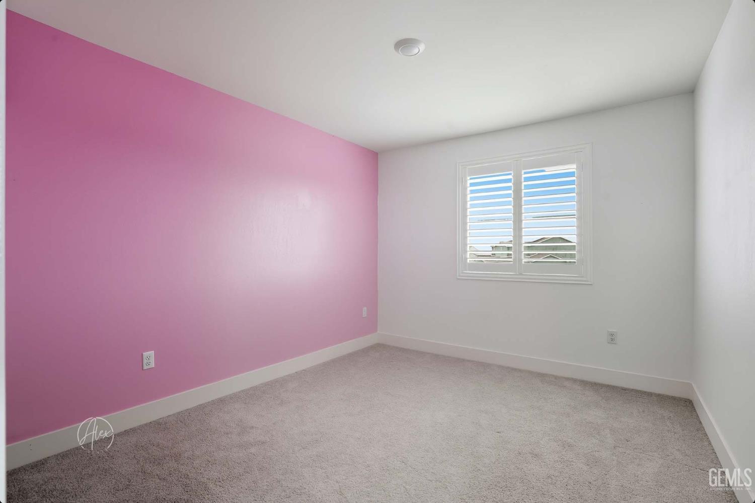 Bakersfield, California, 93314, United States, 5 Bedrooms Bedrooms, ,4 BathroomsBathrooms,Residential,For Sale,1983146