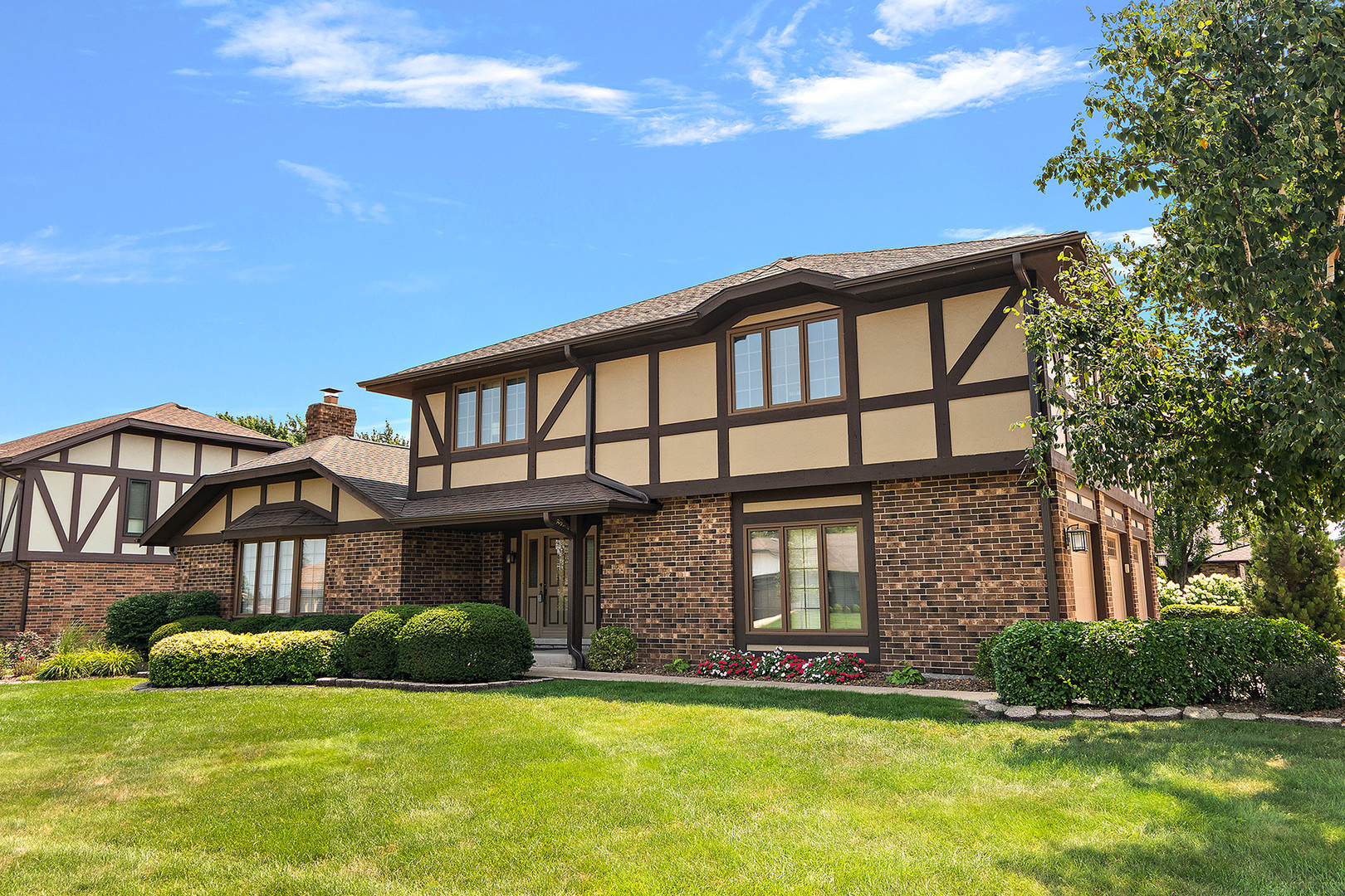 Orland Park, Illinois, 60462, United States, 4 Bedrooms Bedrooms, ,3 BathroomsBathrooms,Residential,For Sale,1865002