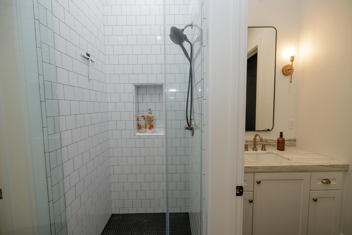 Turlock, California, 95382, United States, 5 Bedrooms Bedrooms, ,4 BathroomsBathrooms,Residential,For Sale,2002533