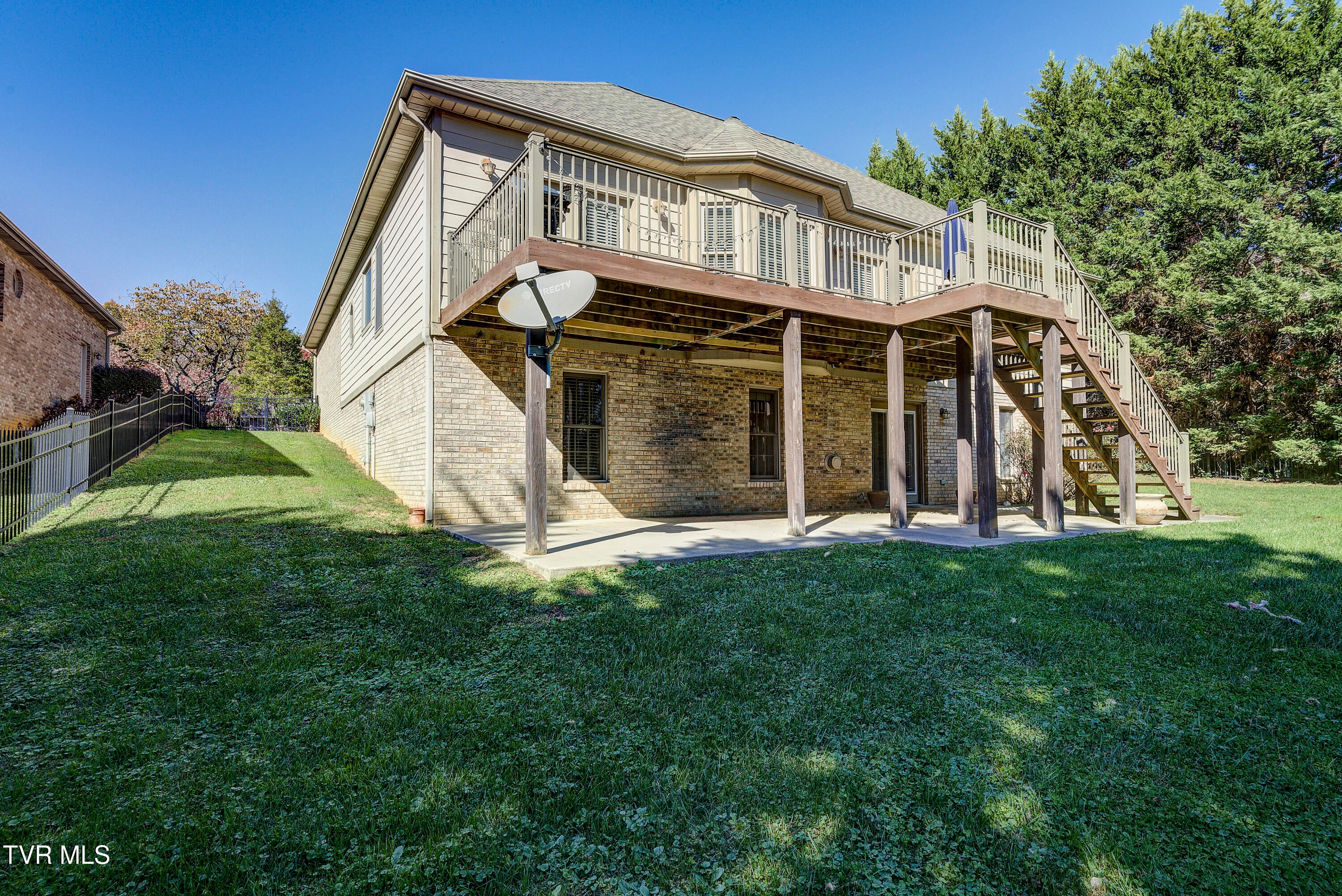 Johnson City, Tennessee, 37604, United States, 5 Bedrooms Bedrooms, ,3 BathroomsBathrooms,Residential,For Sale,1964815