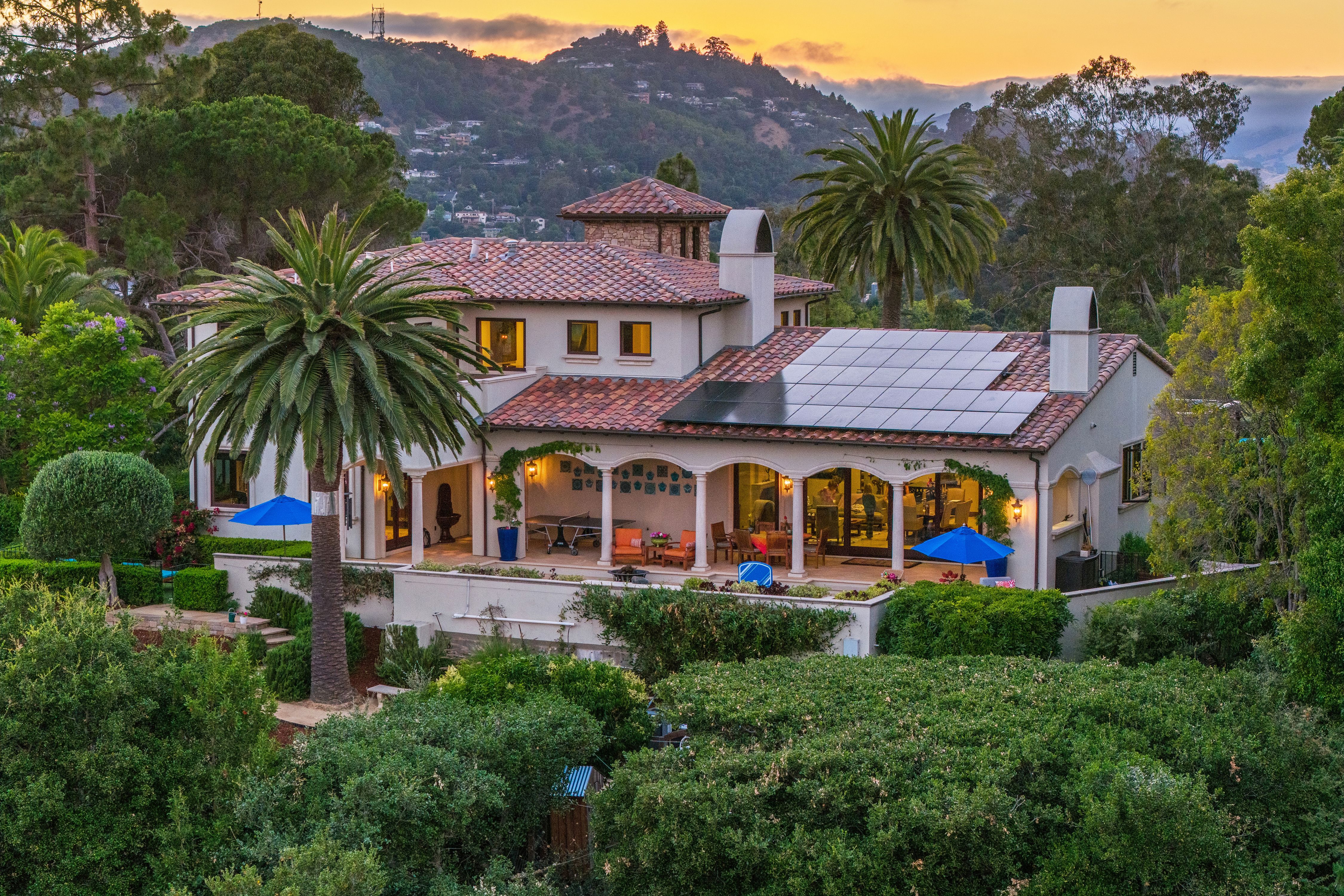  Extraordinary Estate with Panoramic Bay and Mountain Vistas - 物件實景