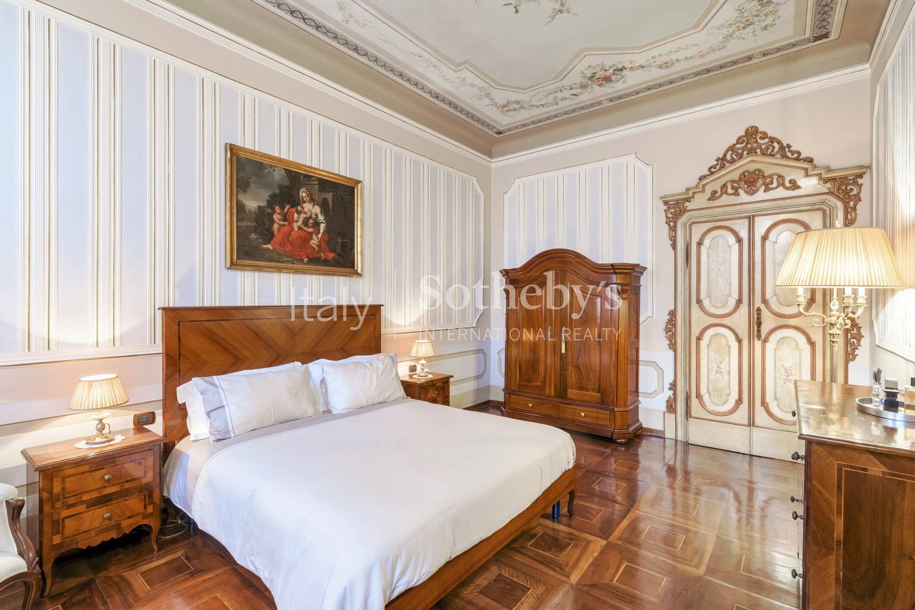  Iconic frescoed residence with terrace in Piazza delle Erbe - 物件實景