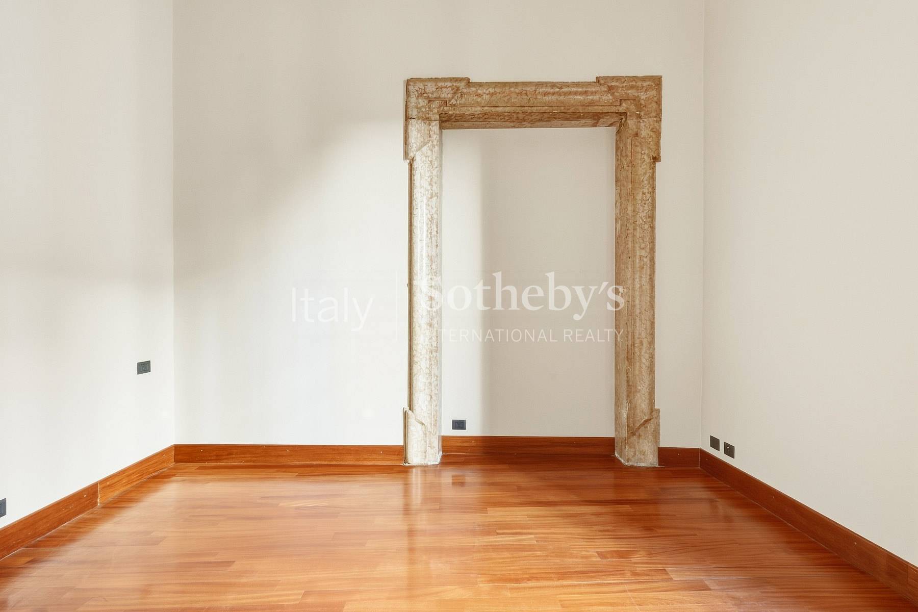  Prestigious Residence in a Historic Palazzo in the centre of Verona - 物件實景