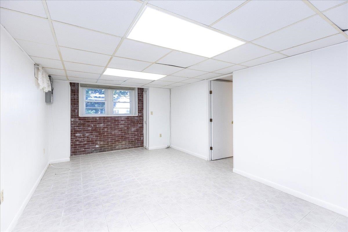Merrimack, New Hampshire, 03054, United States, 3 Bedrooms Bedrooms, ,2 BathroomsBathrooms,Residential,For Sale,1937626