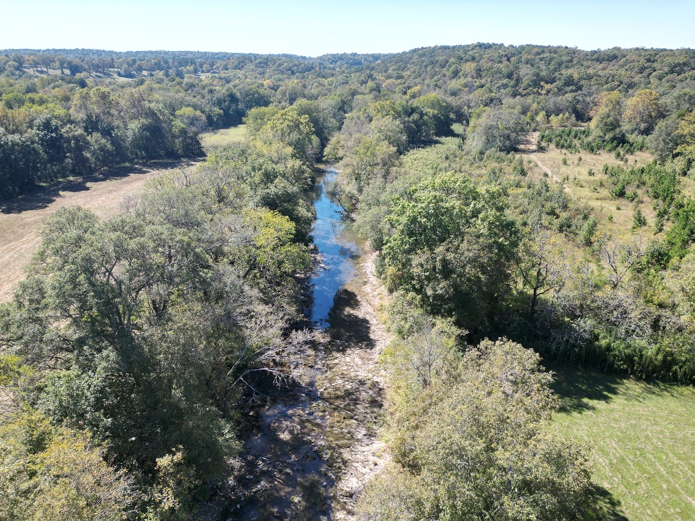 Hatfield, Arkansas, 71945, United States, 2 Bedrooms Bedrooms, ,1 BathroomBathrooms,Residential,For Sale,1977667