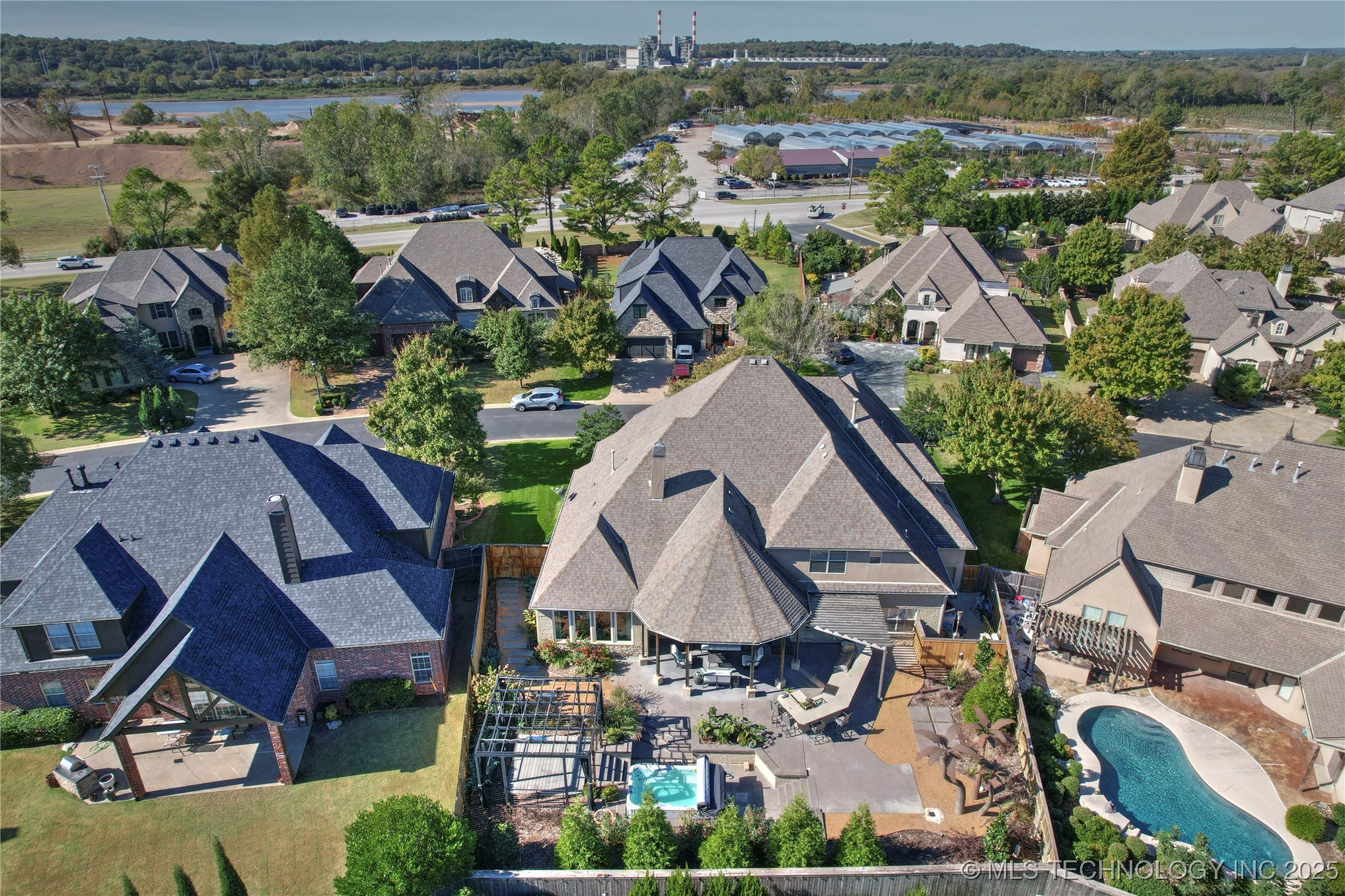 Tulsa, Oklahoma, 74137, United States, 5 Bedrooms Bedrooms, ,5 BathroomsBathrooms,Residential,For Sale,1990316