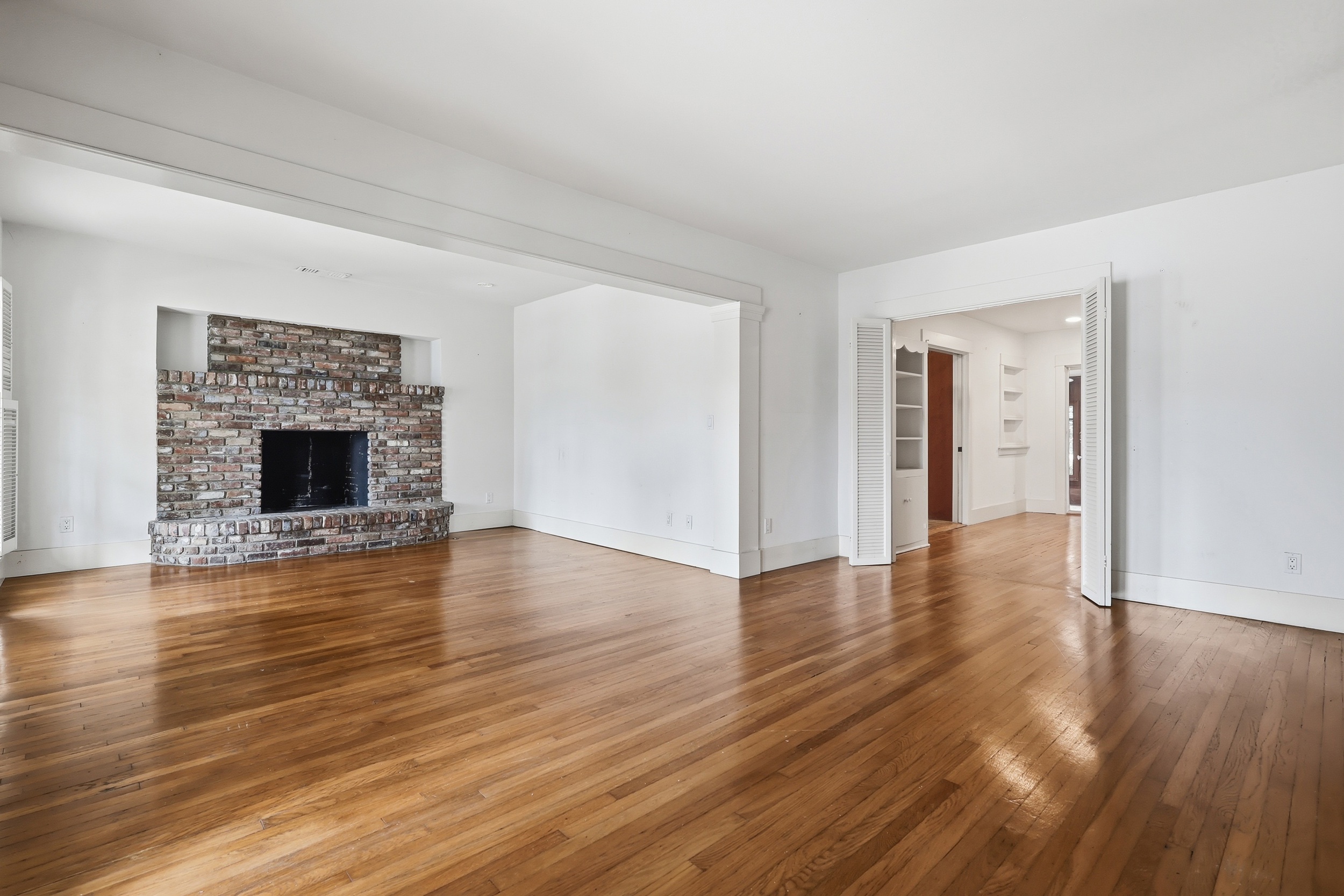  239 Mira Mar Avenue, Long Beach, CA 90803 - 物件實景