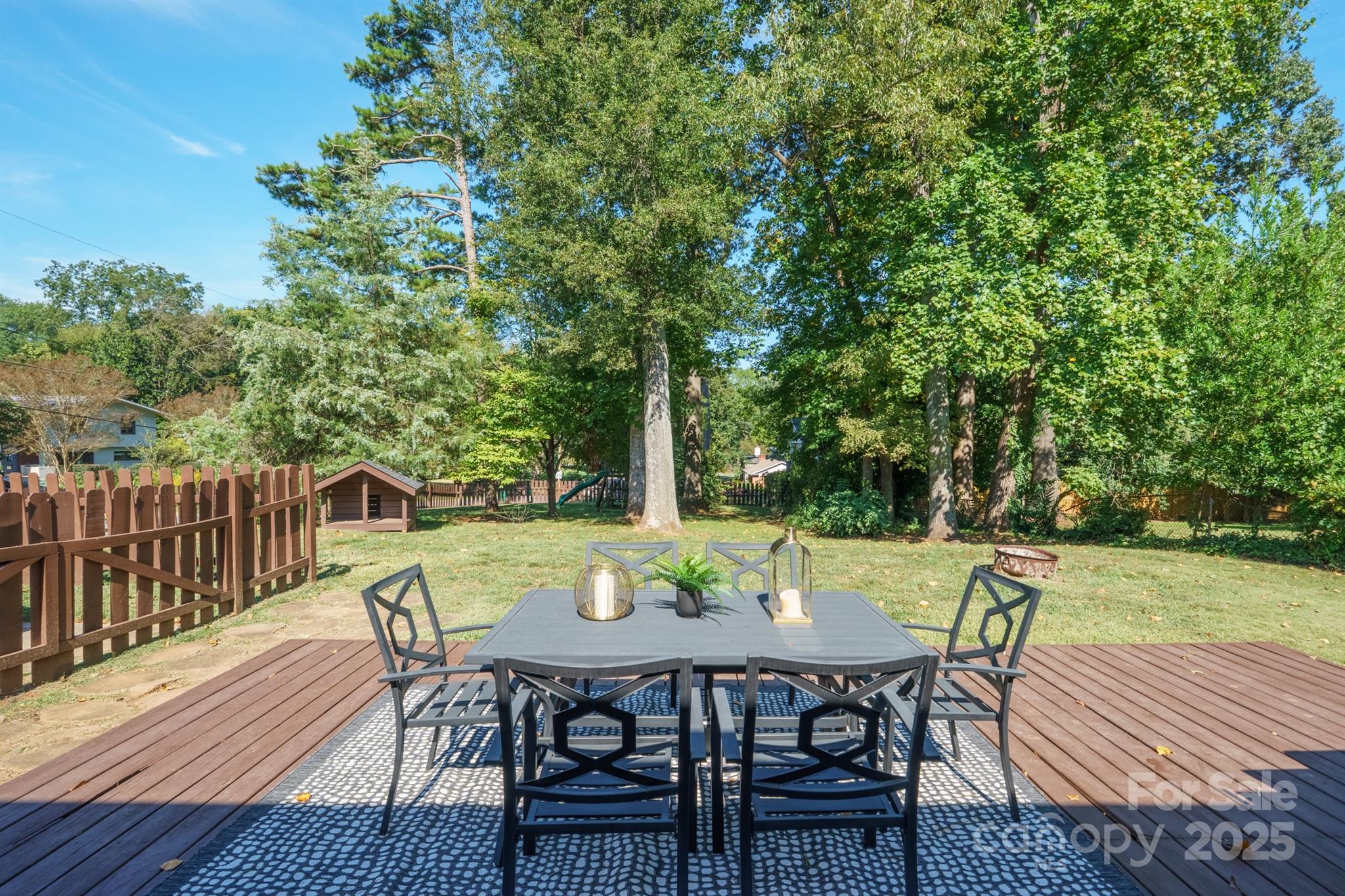 Charlotte, North Carolina, 28210, United States, 3 Bedrooms Bedrooms, ,2 BathroomsBathrooms,Residential,For Sale,1950475