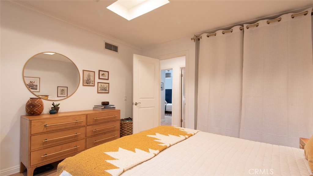 Agoura Hills, California, 91301, United States, 3 Bedrooms Bedrooms, ,1 BathroomBathrooms,Residential,For Sale,1992879