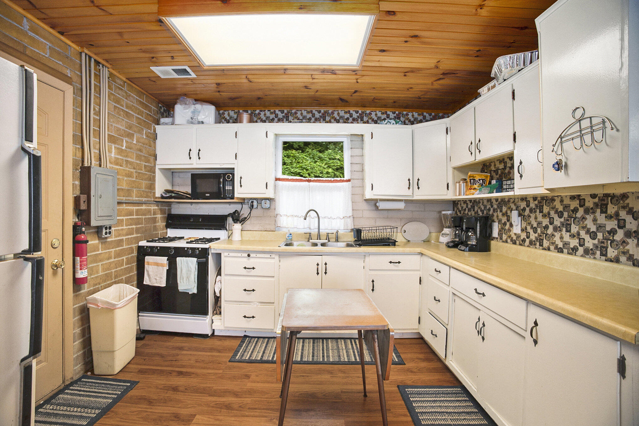 Fennville, Michigan, 49408, United States, 1 Bedroom Bedrooms, ,1 BathroomBathrooms,Residential,For Sale,1976212