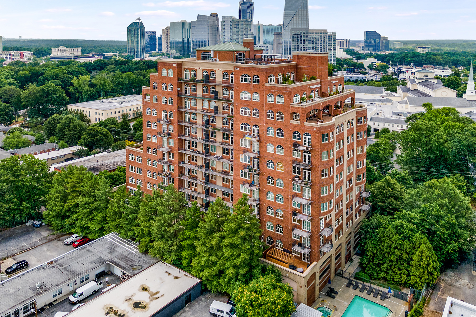  Stylish Buckhead Living at the Highly Sought-After Mathieson Exchange Lofts - 物件實景