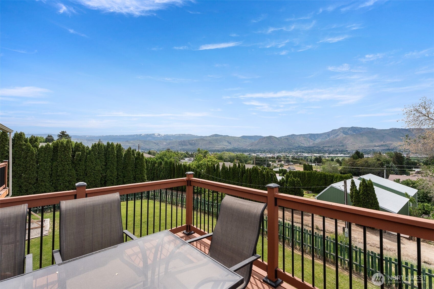 East Wenatchee, Washington, 98802, United States, 4 Bedrooms Bedrooms, ,3 BathroomsBathrooms,Residential,For Sale,1818784