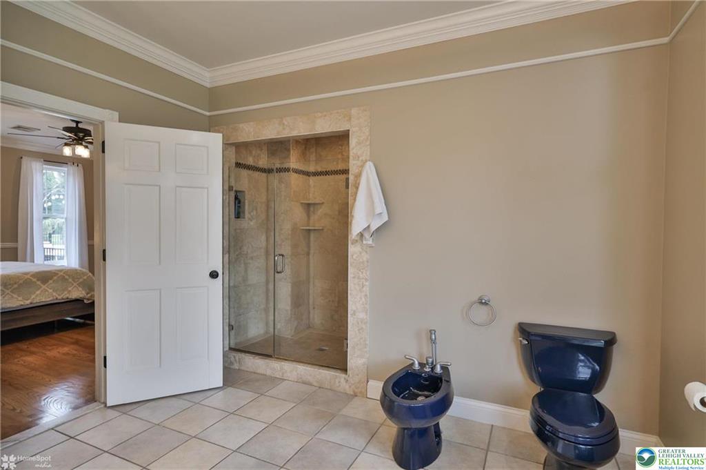 Stroudsburg, Pennsylvania, 18360-6926, United States, 7 Bedrooms Bedrooms, ,4 BathroomsBathrooms,Residential,For Sale,1904497