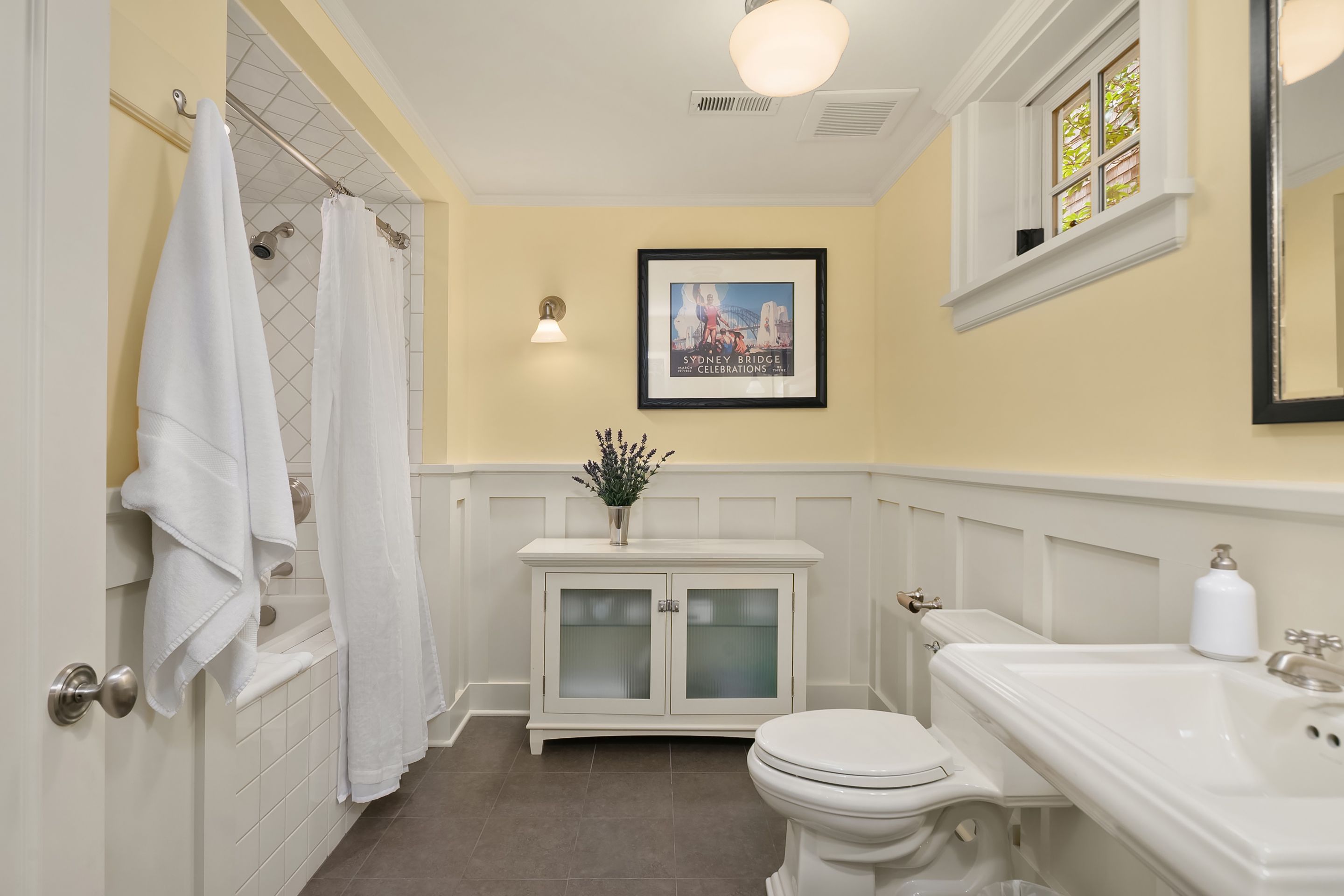  364 Highland Dr, Seattle, WA 98109 - 物件實景