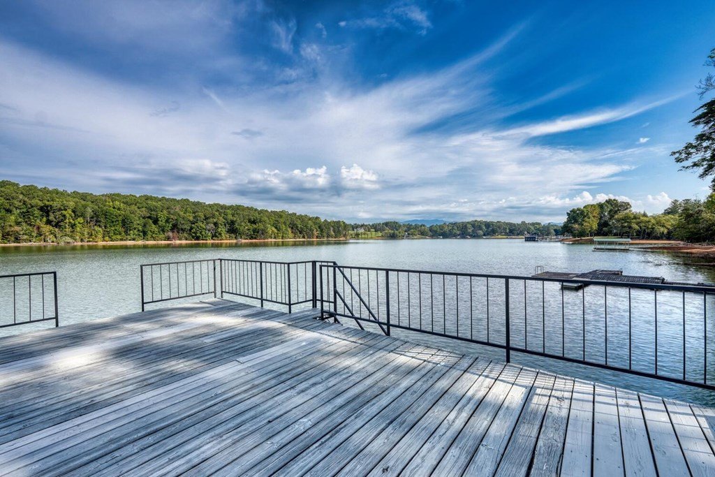 Young Harris, Georgia, 30582, United States, 3 Bedrooms Bedrooms, ,4 BathroomsBathrooms,Residential,For Sale,1975492