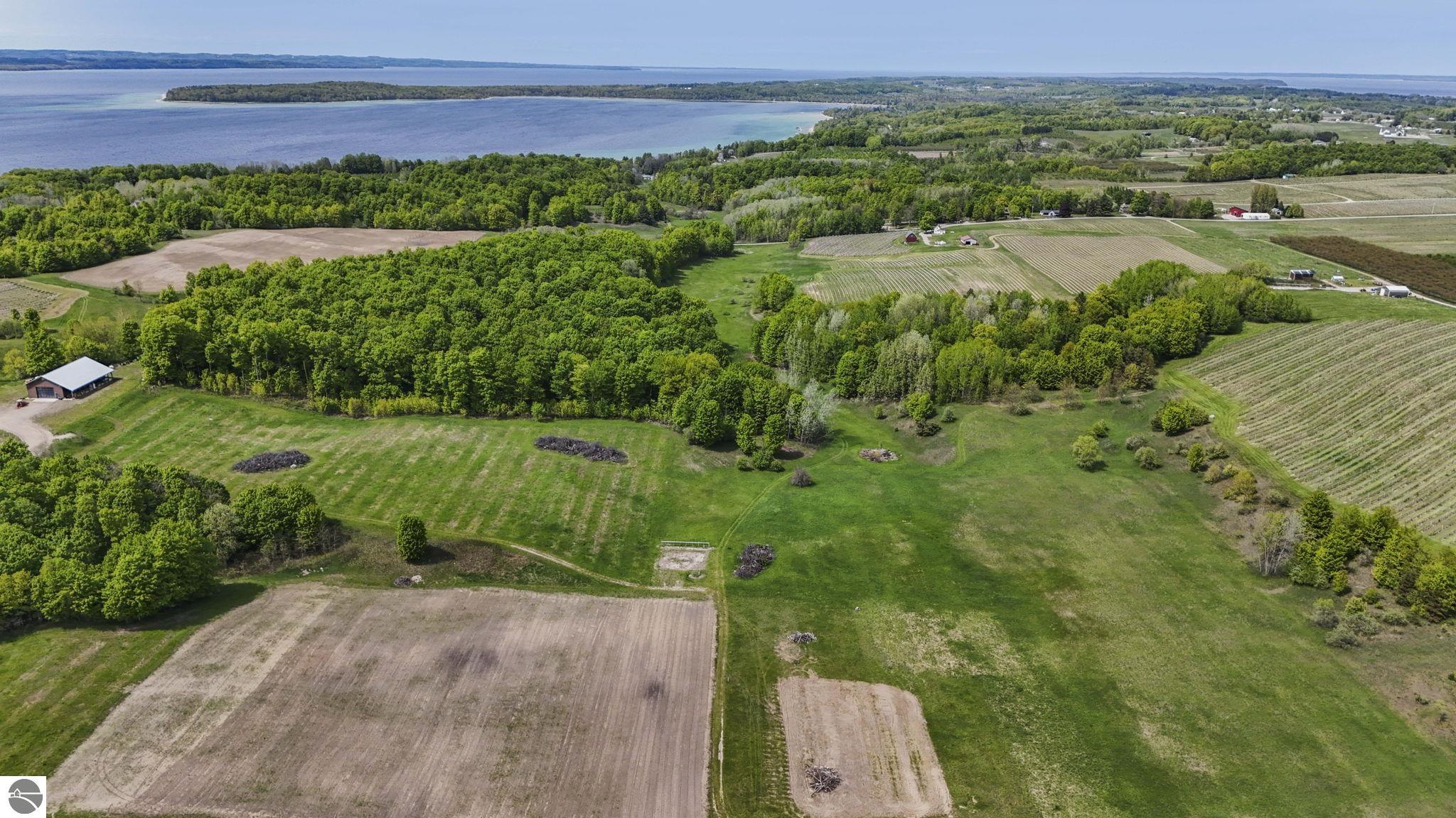 Traverse City, Michigan, 49686, United States, 3 Bedrooms Bedrooms, ,1 BathroomBathrooms,Residential,For Sale,1847565