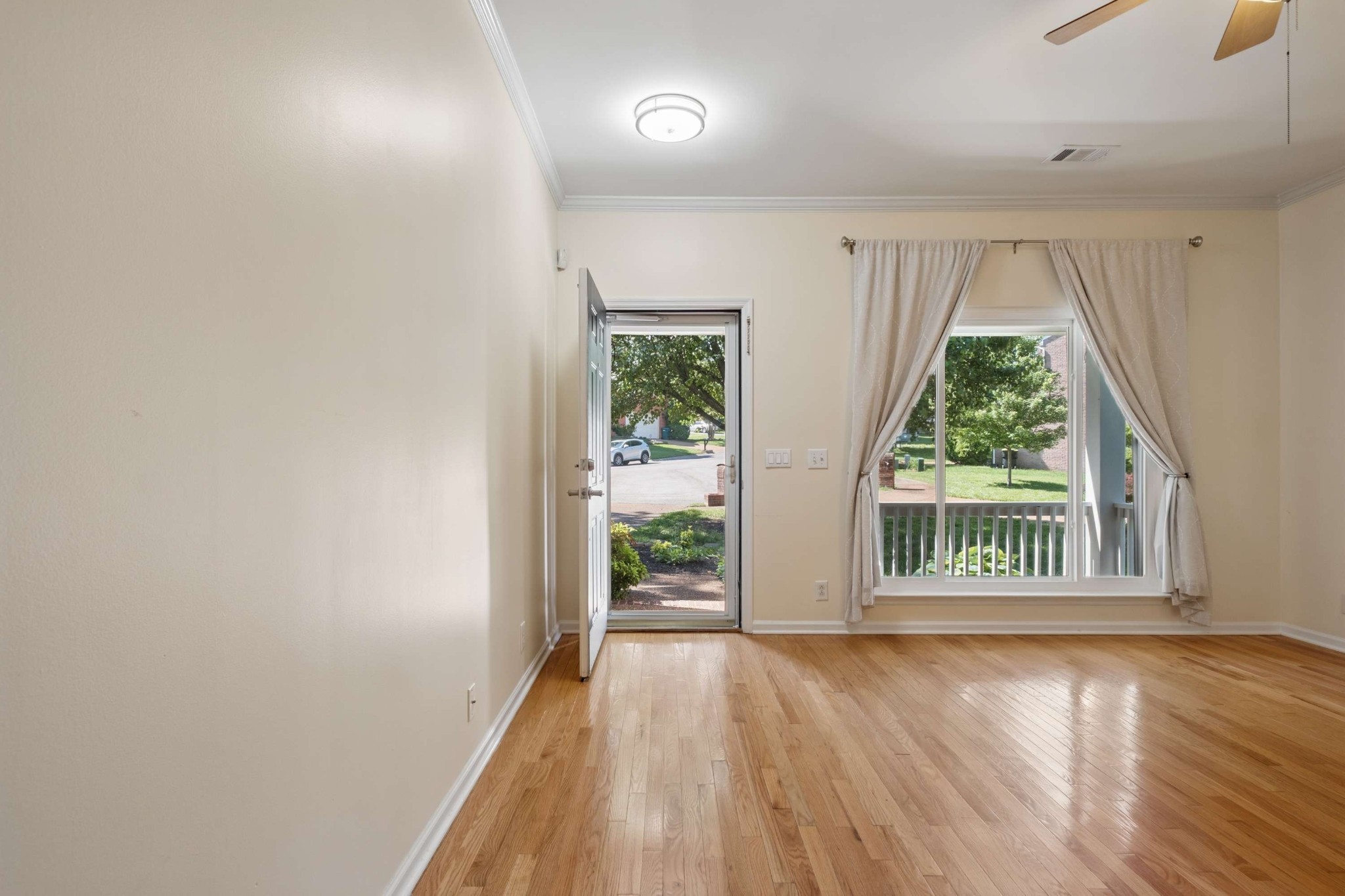  909 Buckskin Ct, Nashville, TN, 37221 - 物件實景