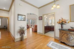 Lake Waccamaw, North Carolina, 28450, United States, 3 Bedrooms Bedrooms, ,3 BathroomsBathrooms,Residential,For Sale,1939053