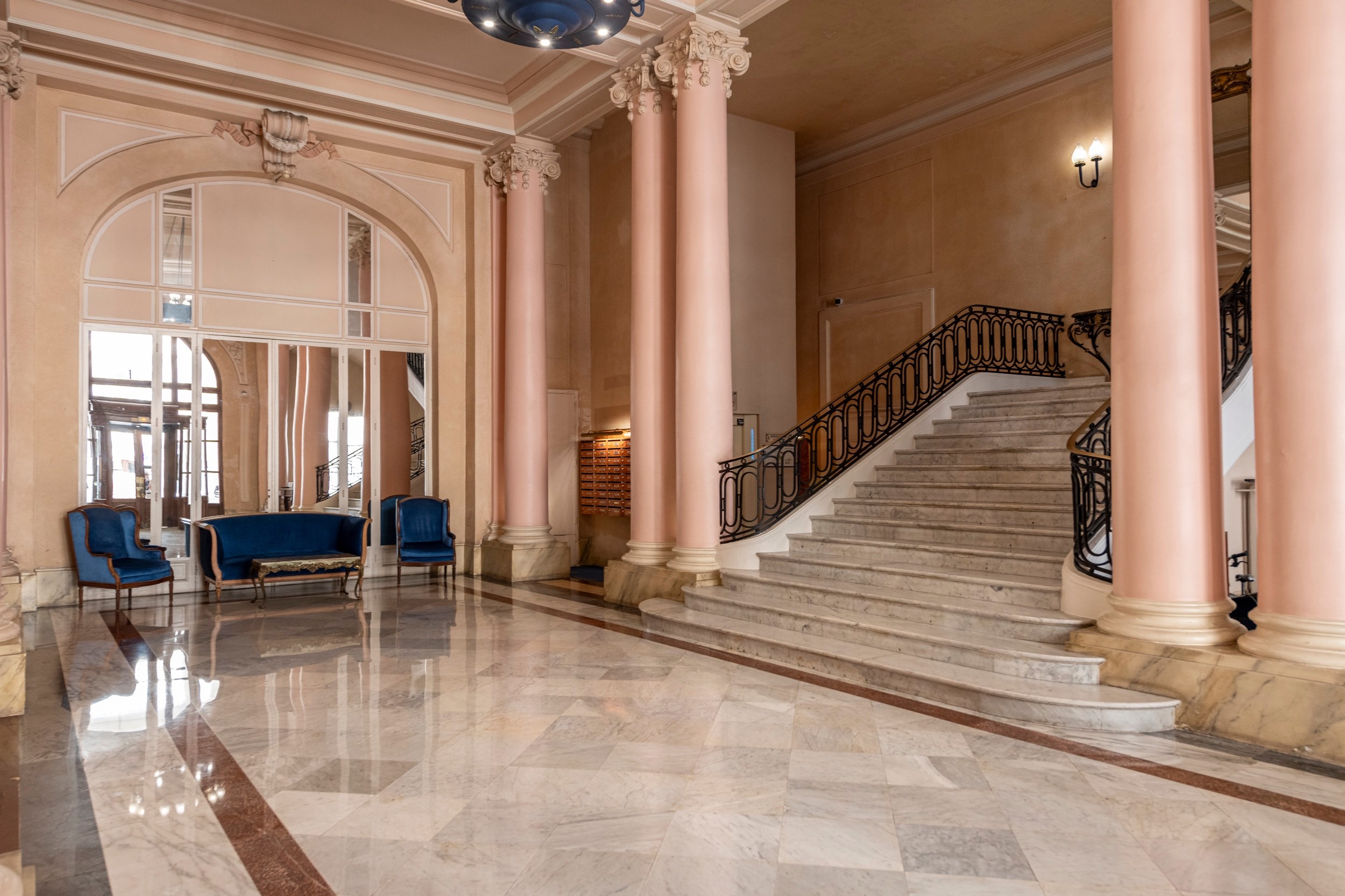  Negresco Residence, Luxuriously renovated two bedroom apartment. - 物件實景