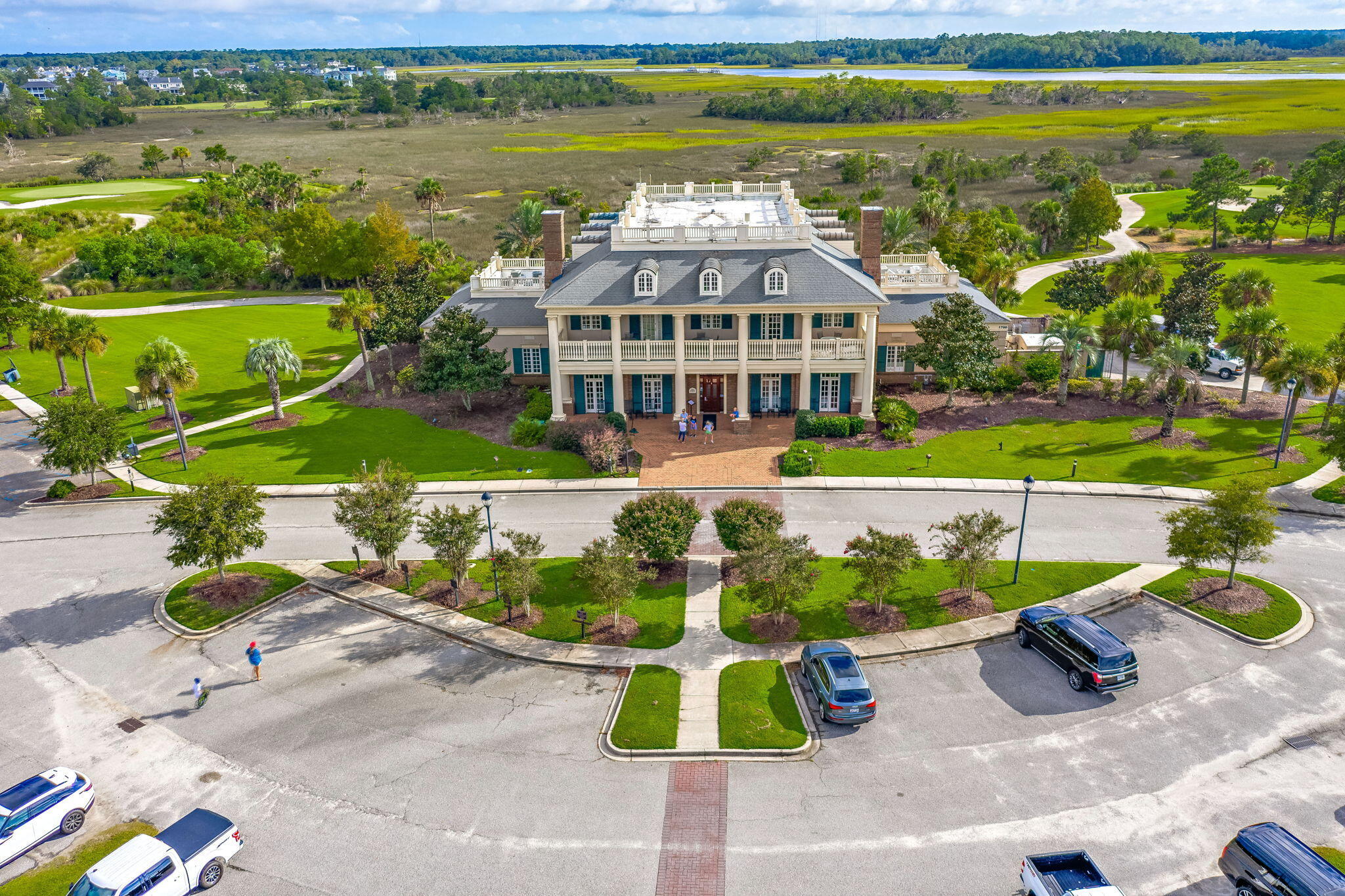 Mount Pleasant, South Carolina, 29466, United States, 4 Bedrooms Bedrooms, ,4 BathroomsBathrooms,Residential,For Sale,1827956