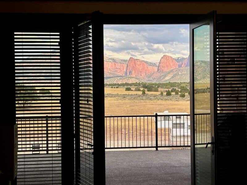 New Harmony, Utah, 84757, United States, 5 Bedrooms Bedrooms, ,6 BathroomsBathrooms,Residential,For Sale,2000791